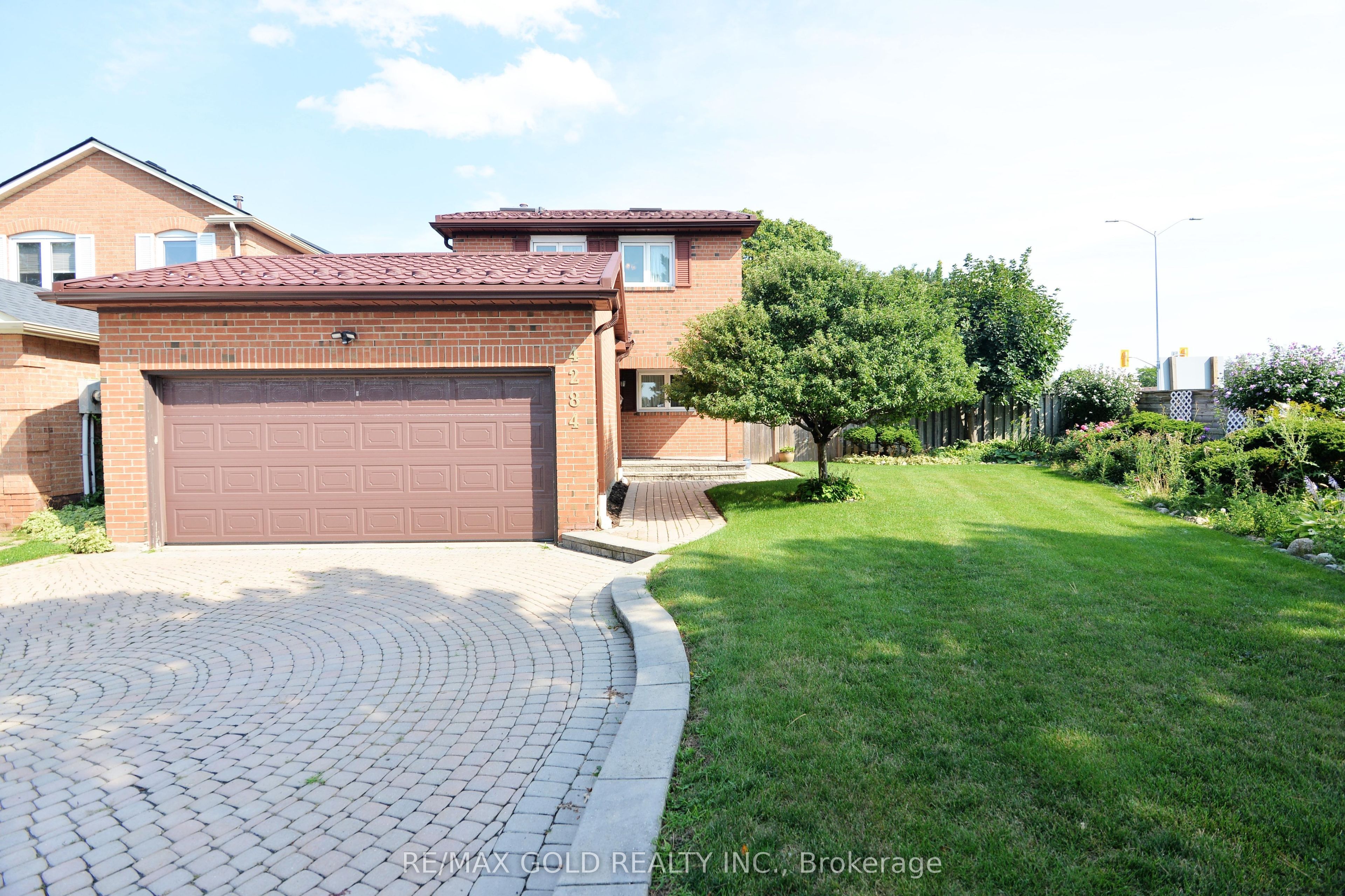 4284 Sawmill Valley Drive
