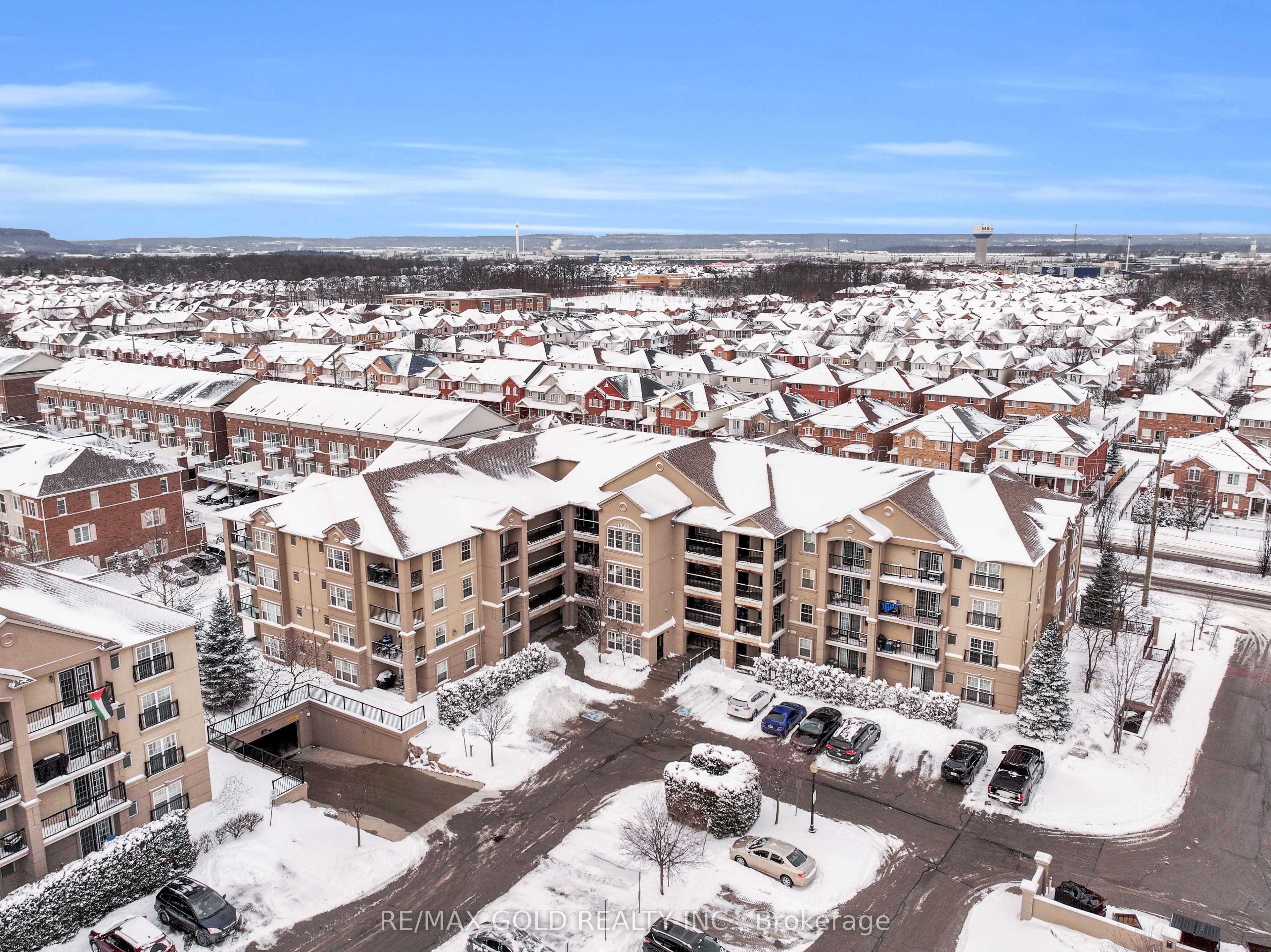 1340 Main Street E 202