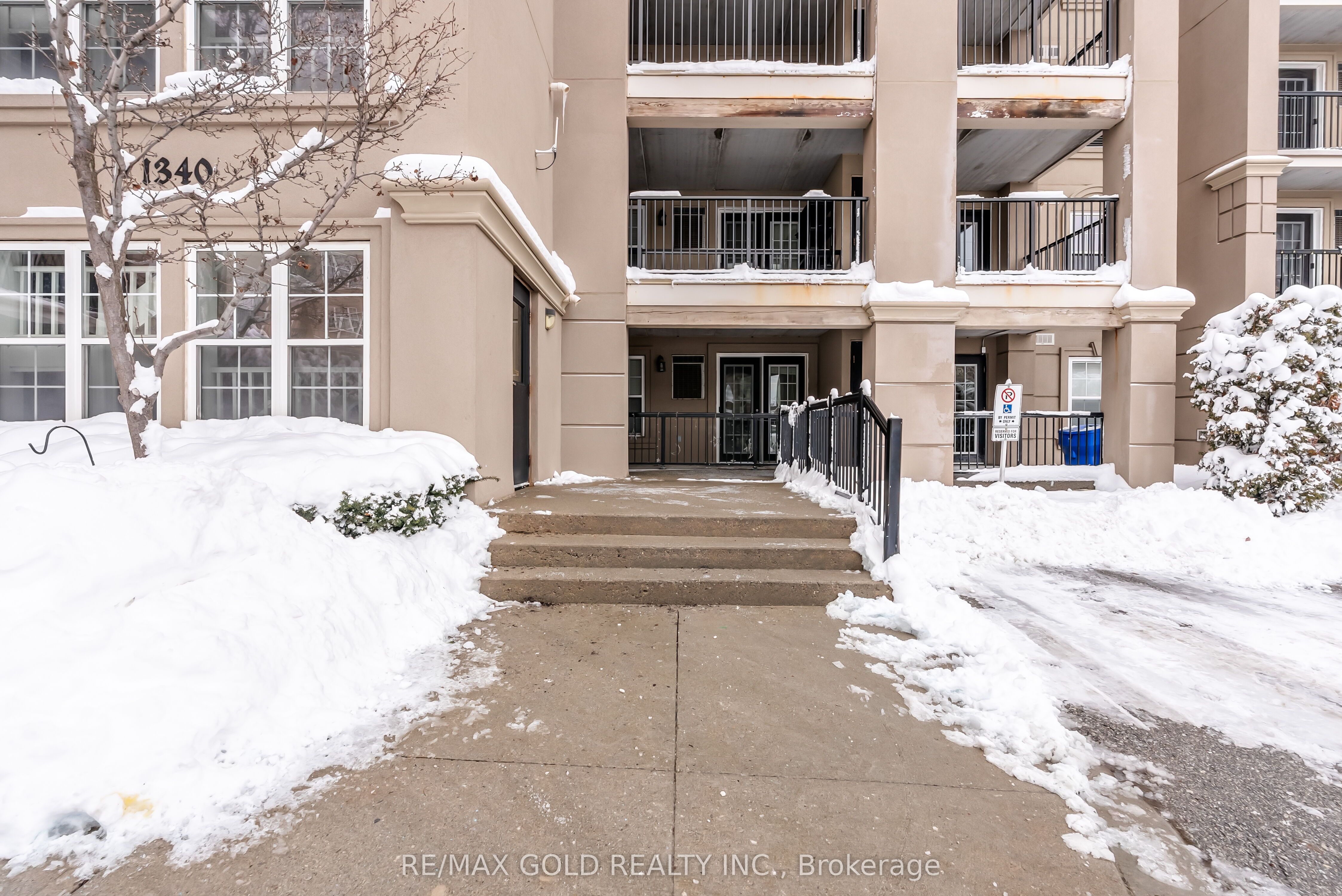 1340 Main Street E 202