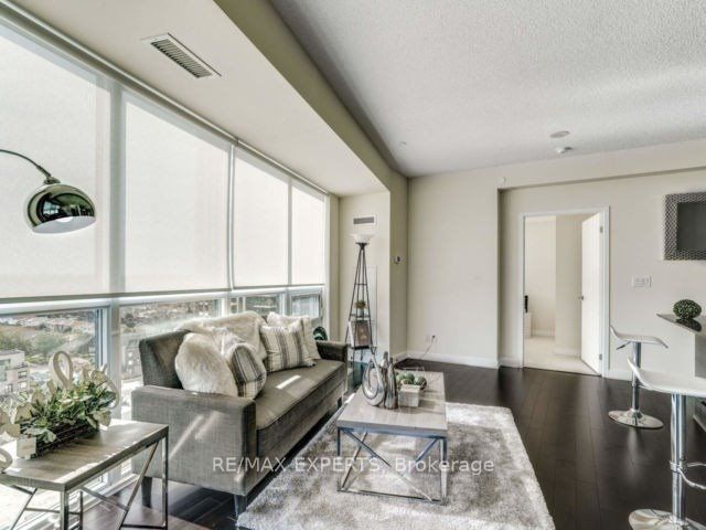 510 Curran Place 1002