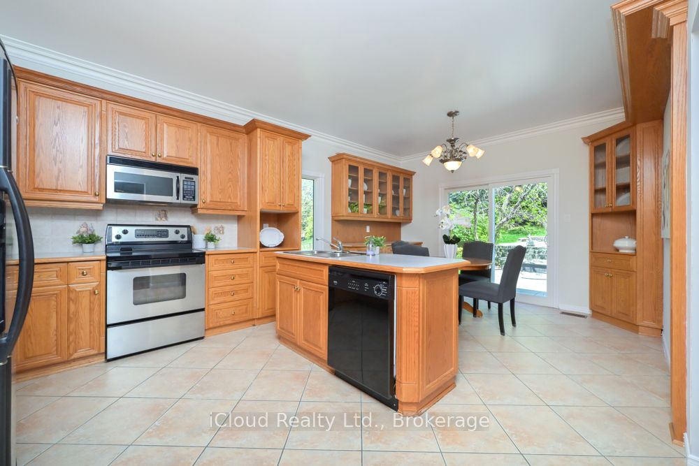 114 Kenpark Avenue