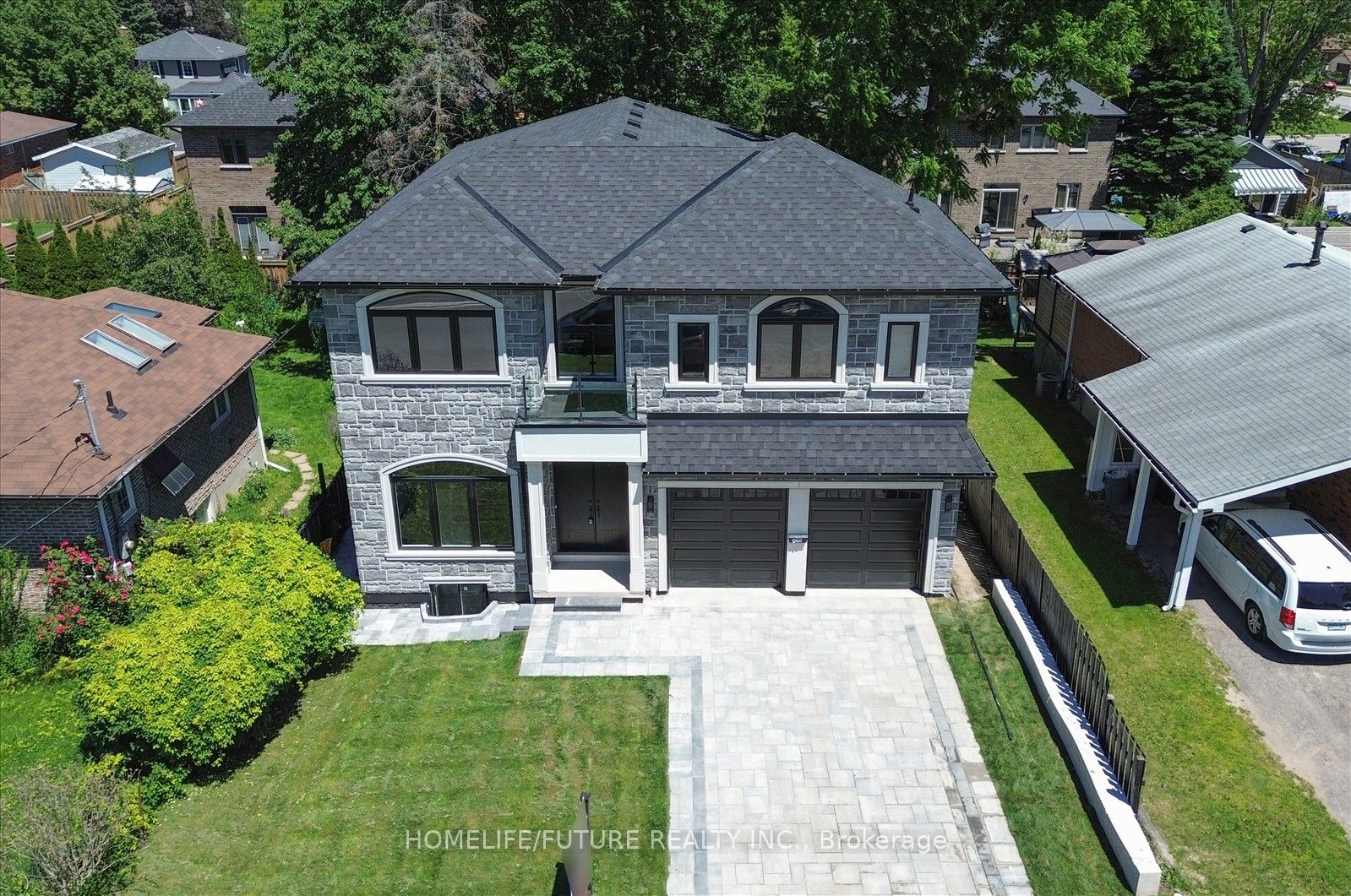 735 Hillcrest Road