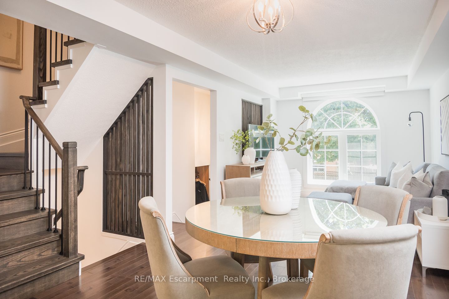 2350 Britannia Road W 46