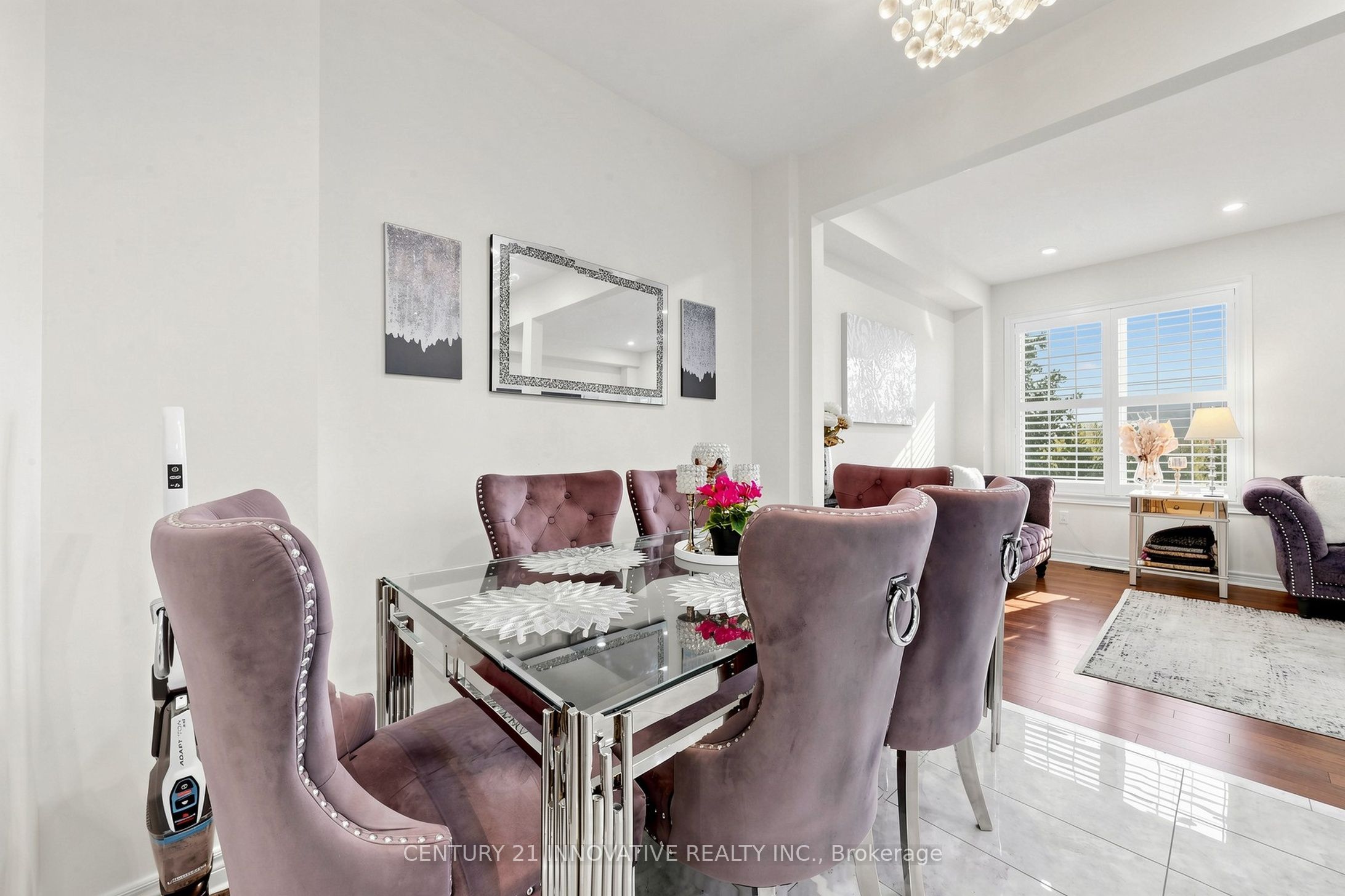 446 Bessborough Drive