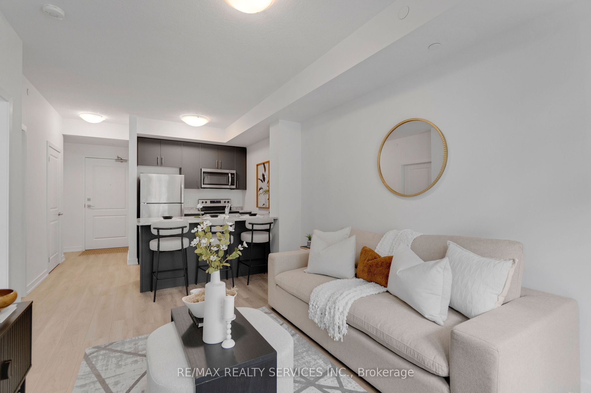 5055 Greenlane Road 136