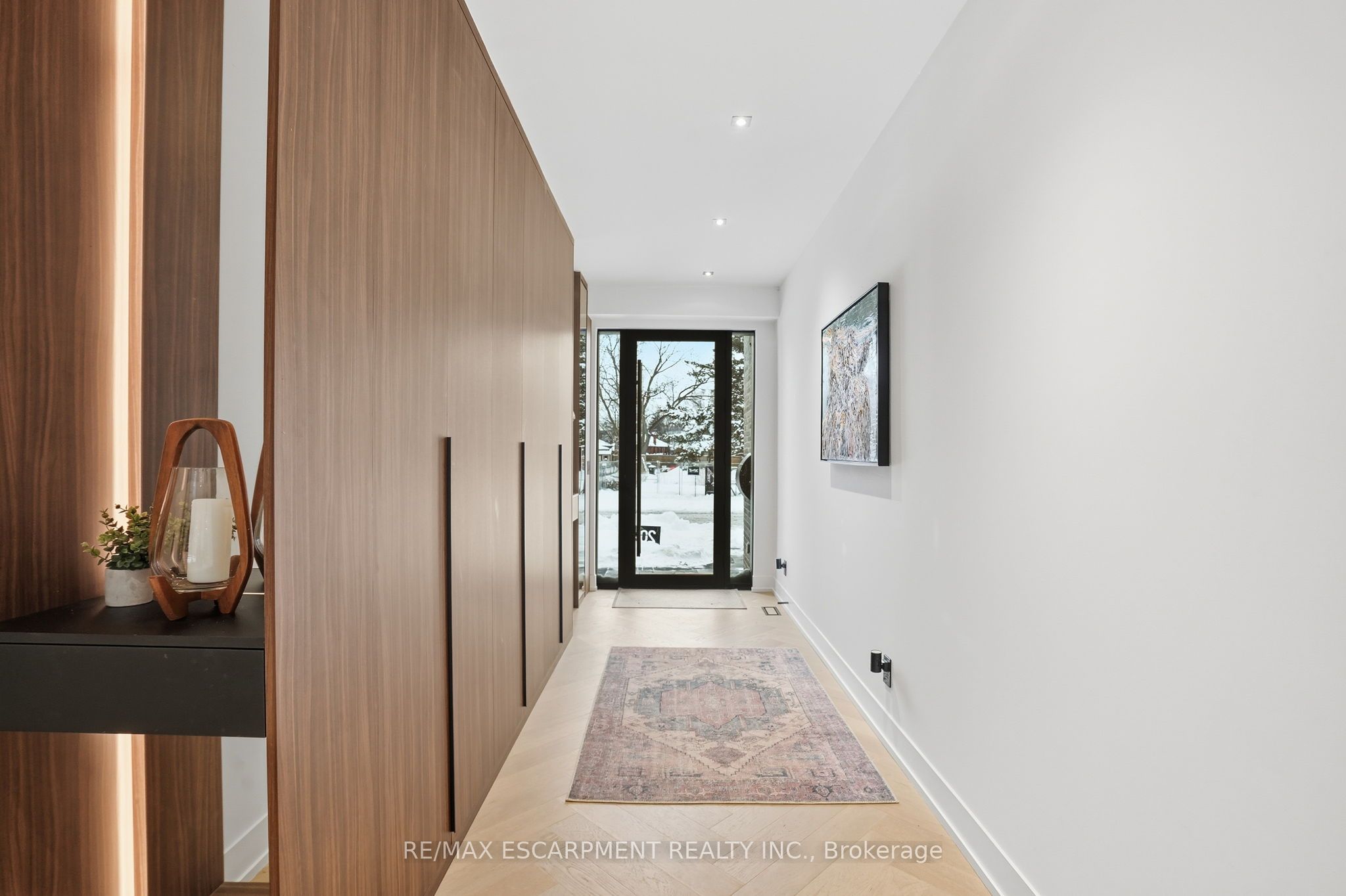 20B Broadview Avenue