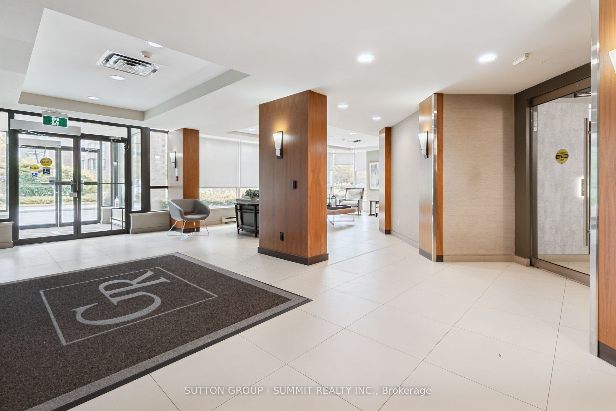 1276 Maple Crossing Boulevard 611