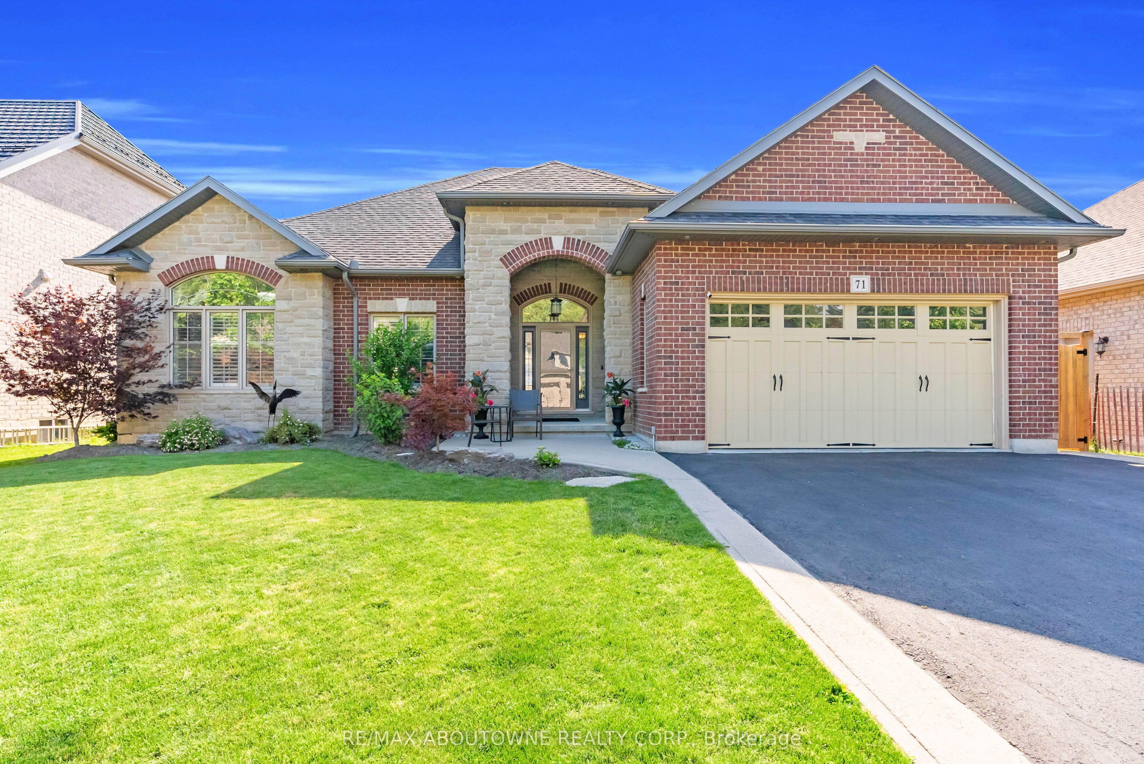 71 Newport Lane