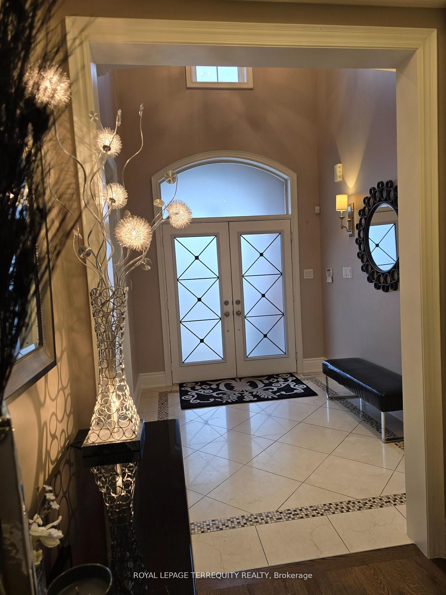 19 Black Diamond Crescent