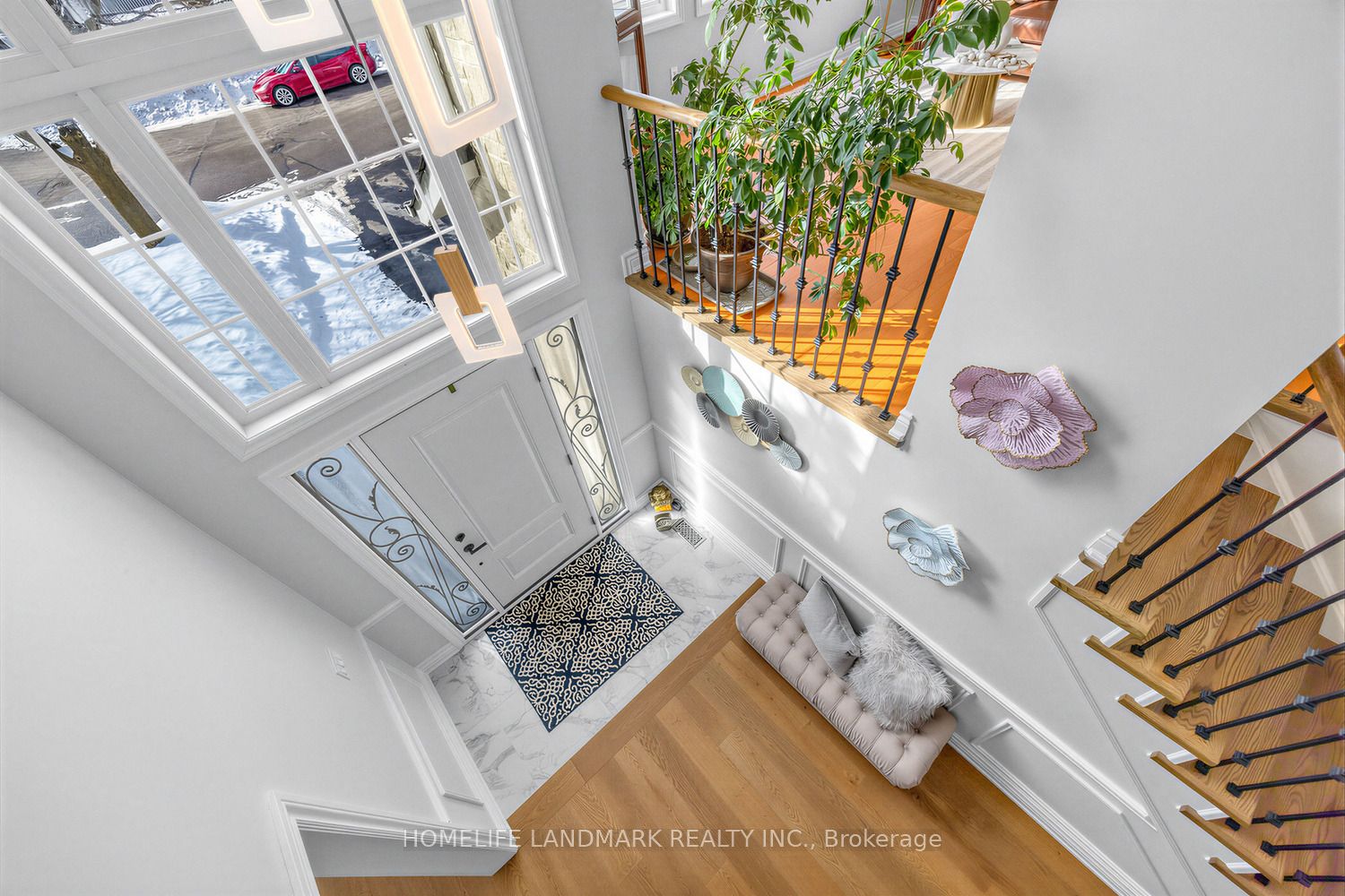 1098 Secretariate Road