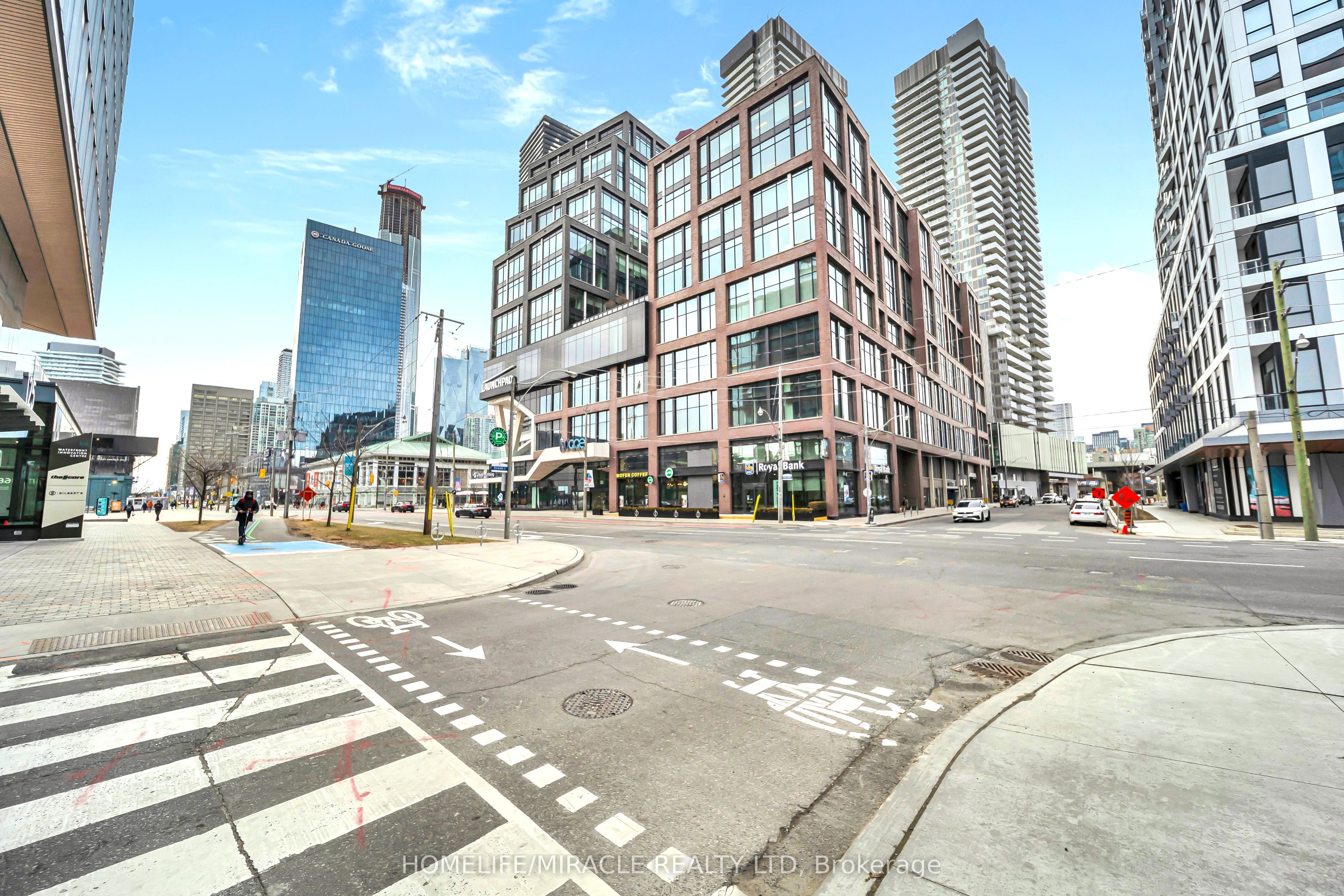 130 Queens Quay E 721