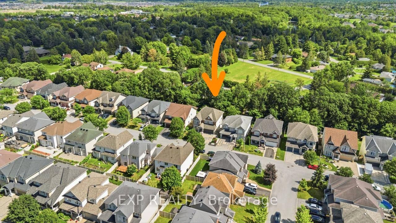 643 New Liskeard Crescent