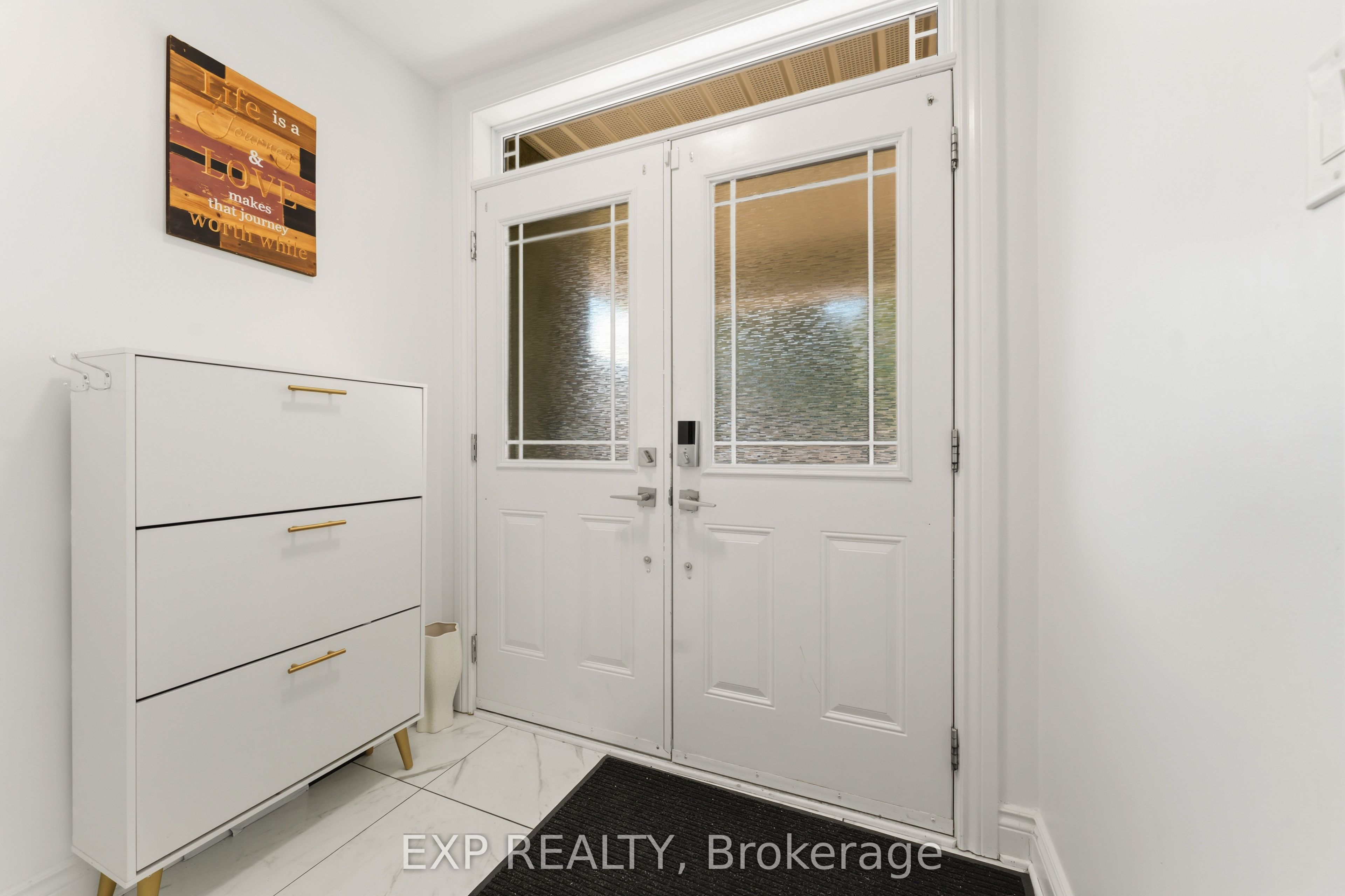 643 New Liskeard Crescent