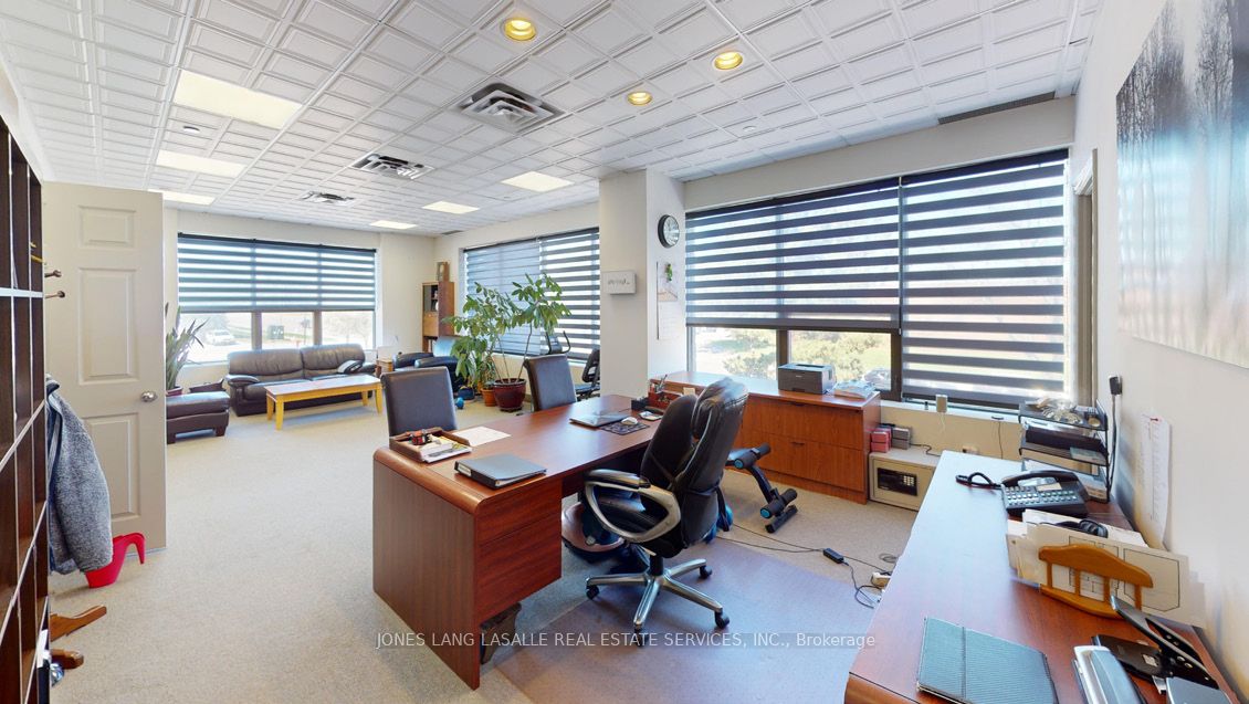 19 East Wilmot Street