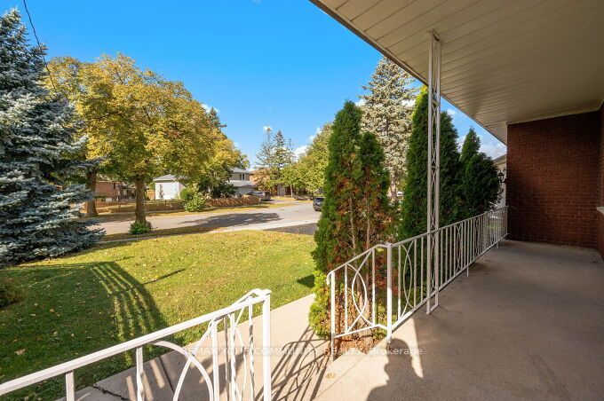 3 Indianola Drive