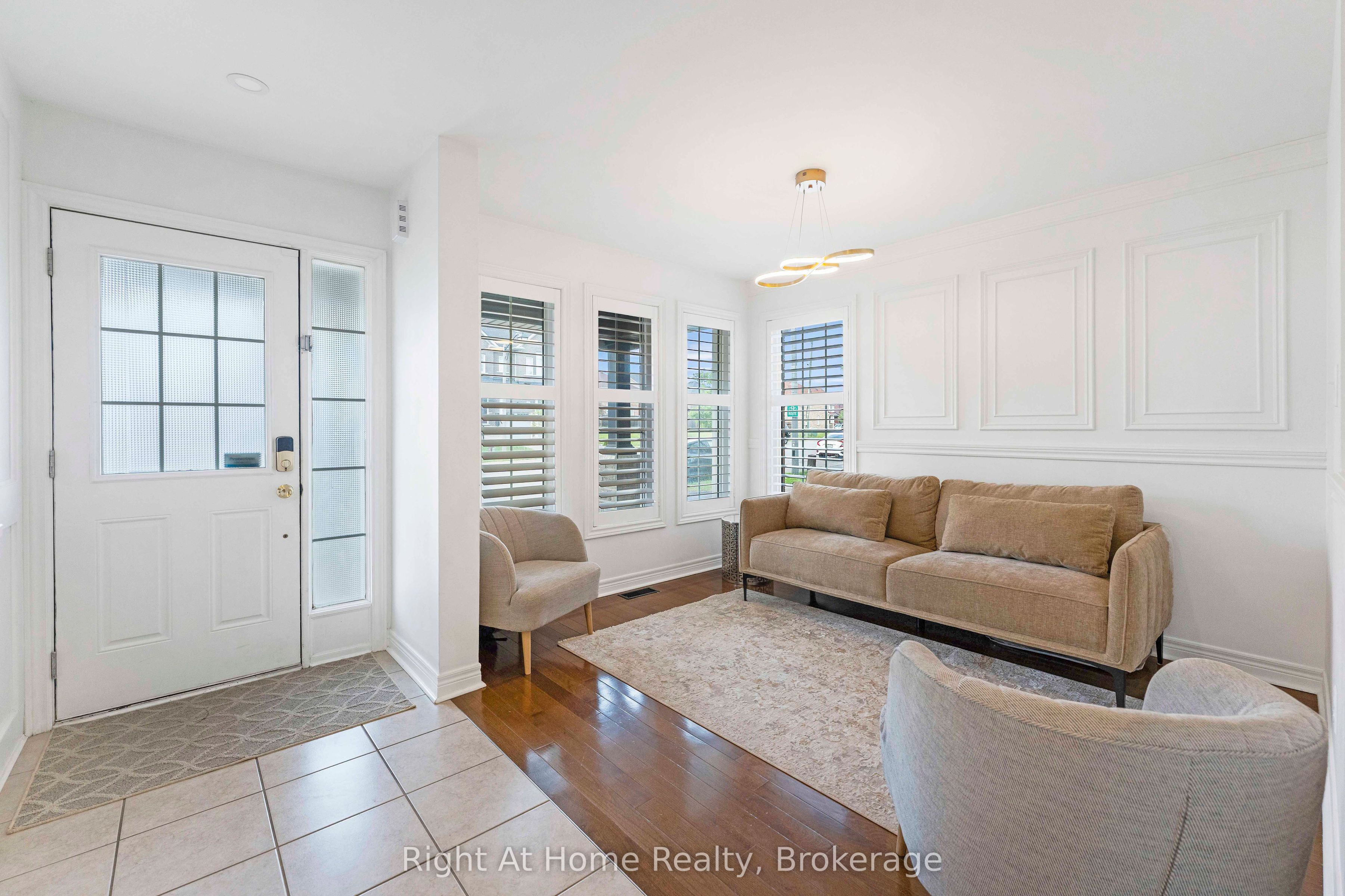 3 Gillett Drive