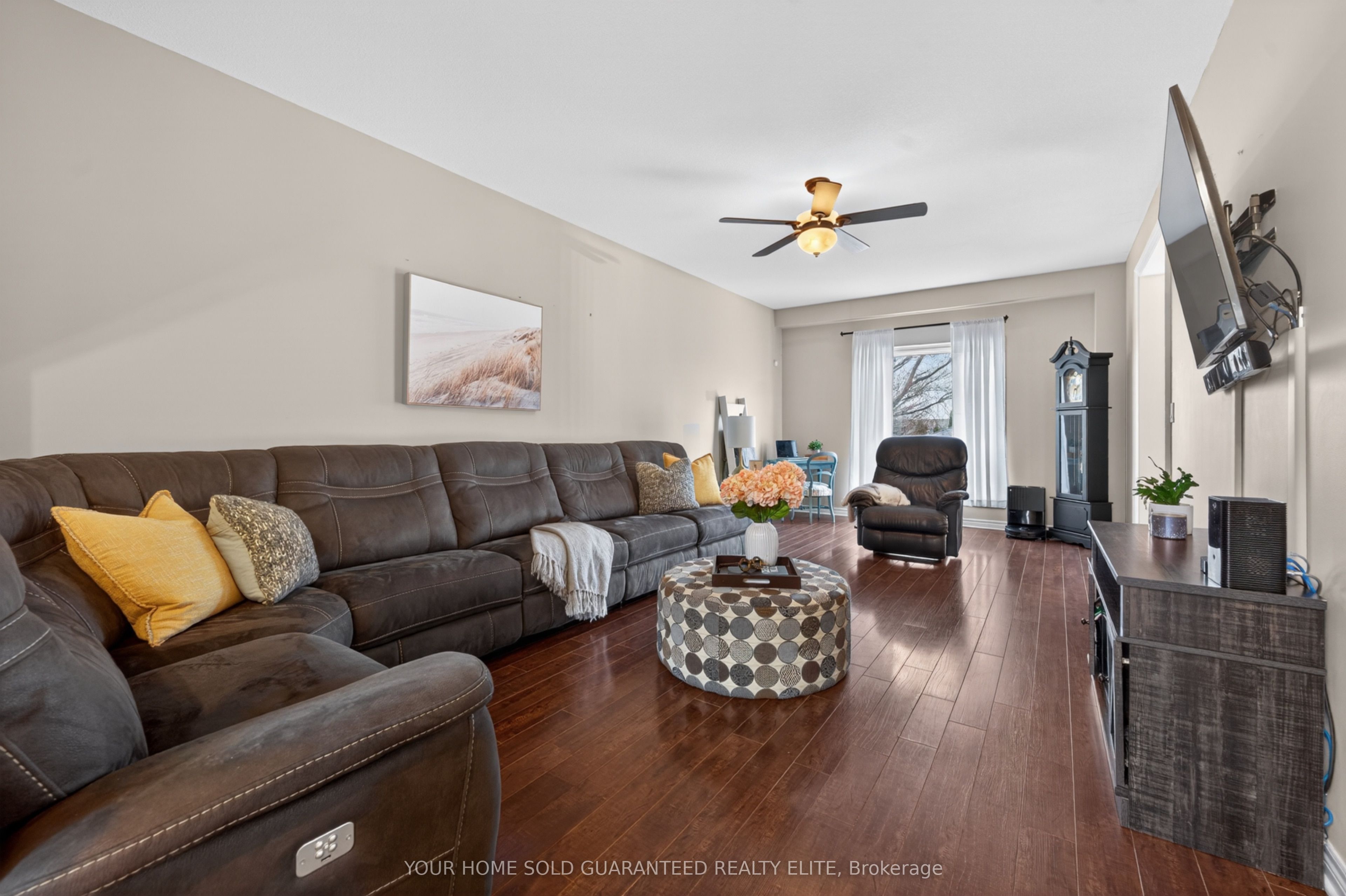 4071 Bush Crescent