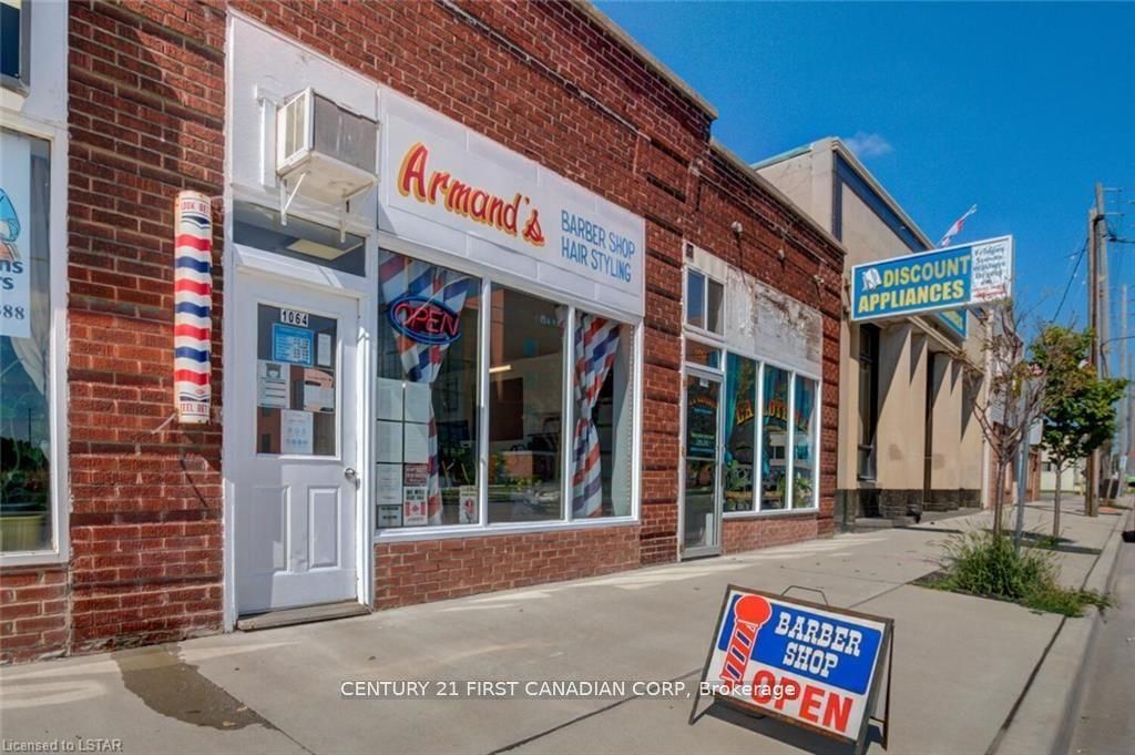 1062 - 1066 Dundas Street E
