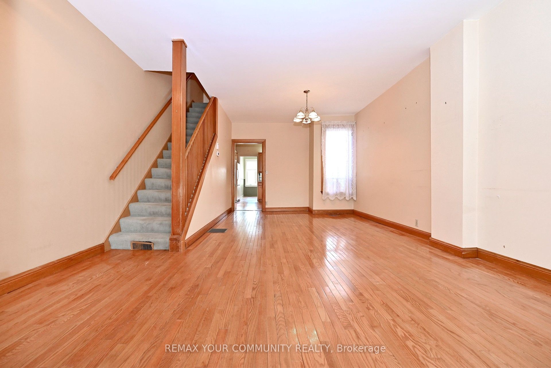520 Dufferin Street