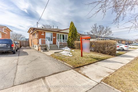 7158 Harwick Drive Mississauga ON L4T 3A4
