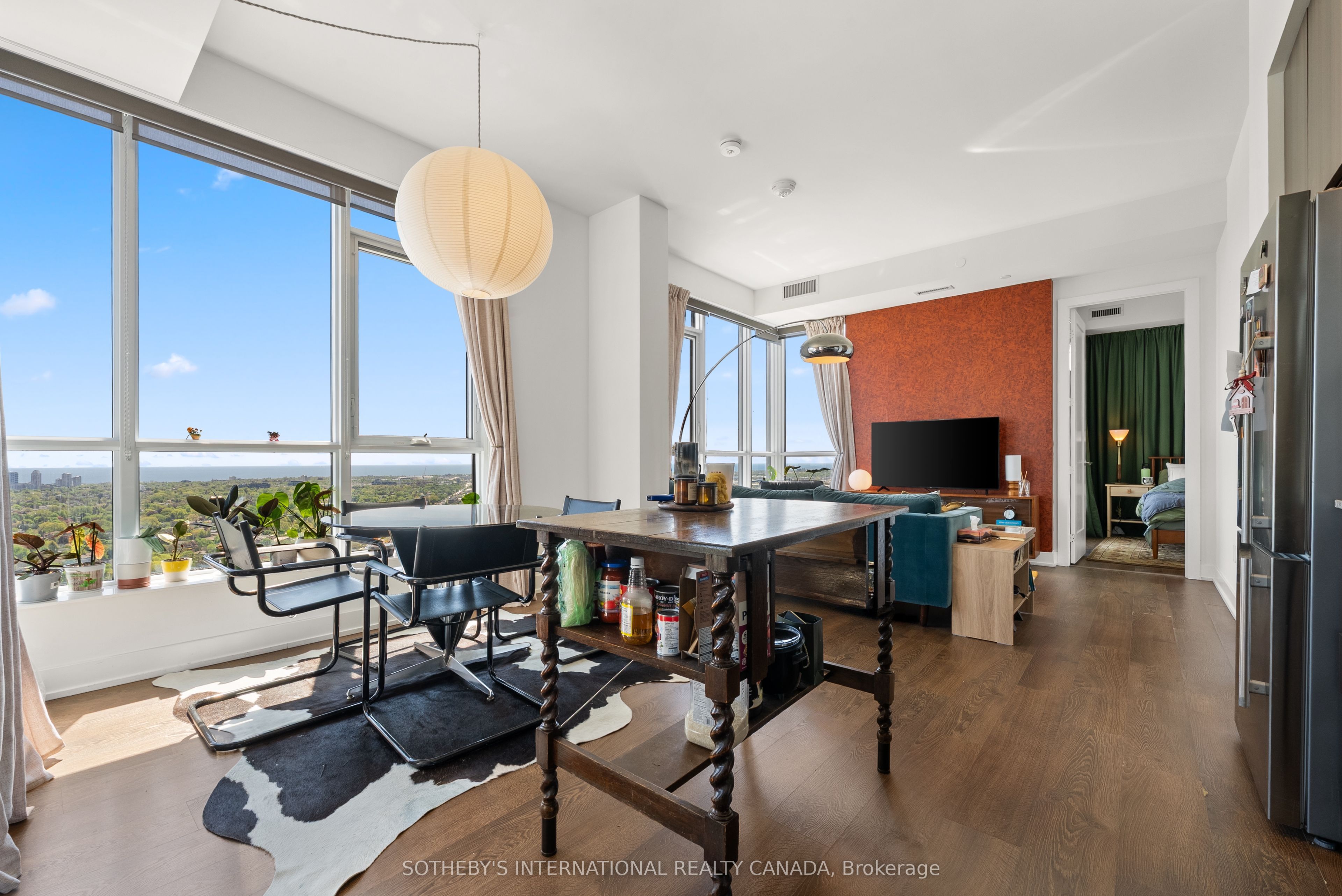 9 Mabelle Avenue PH 22