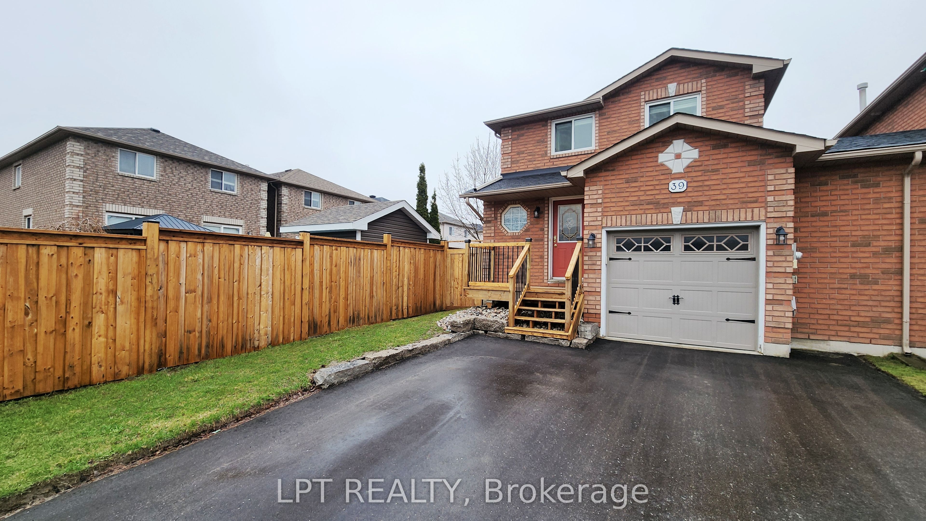 39 Raymond Crescent