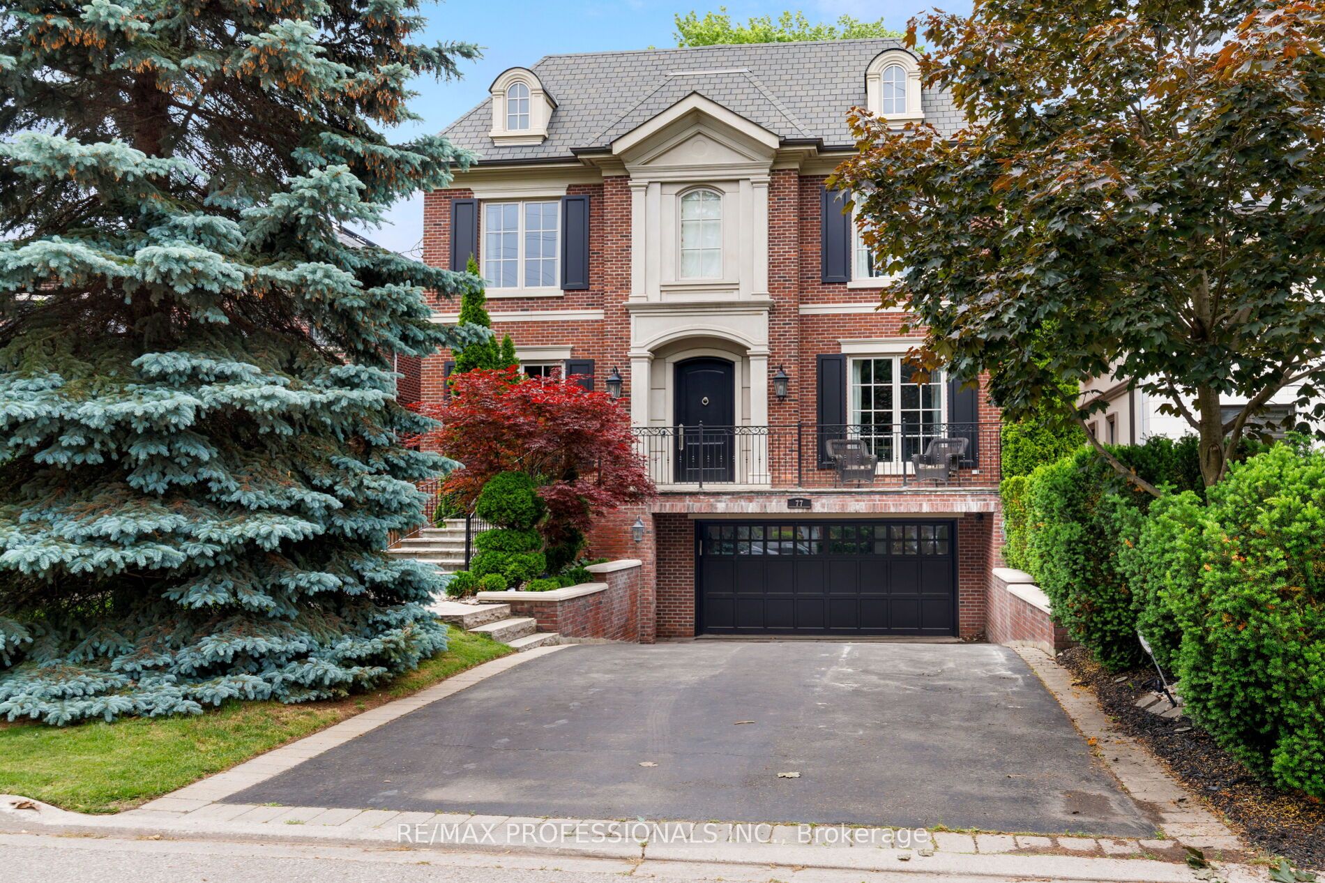 77 Haliburton Avenue