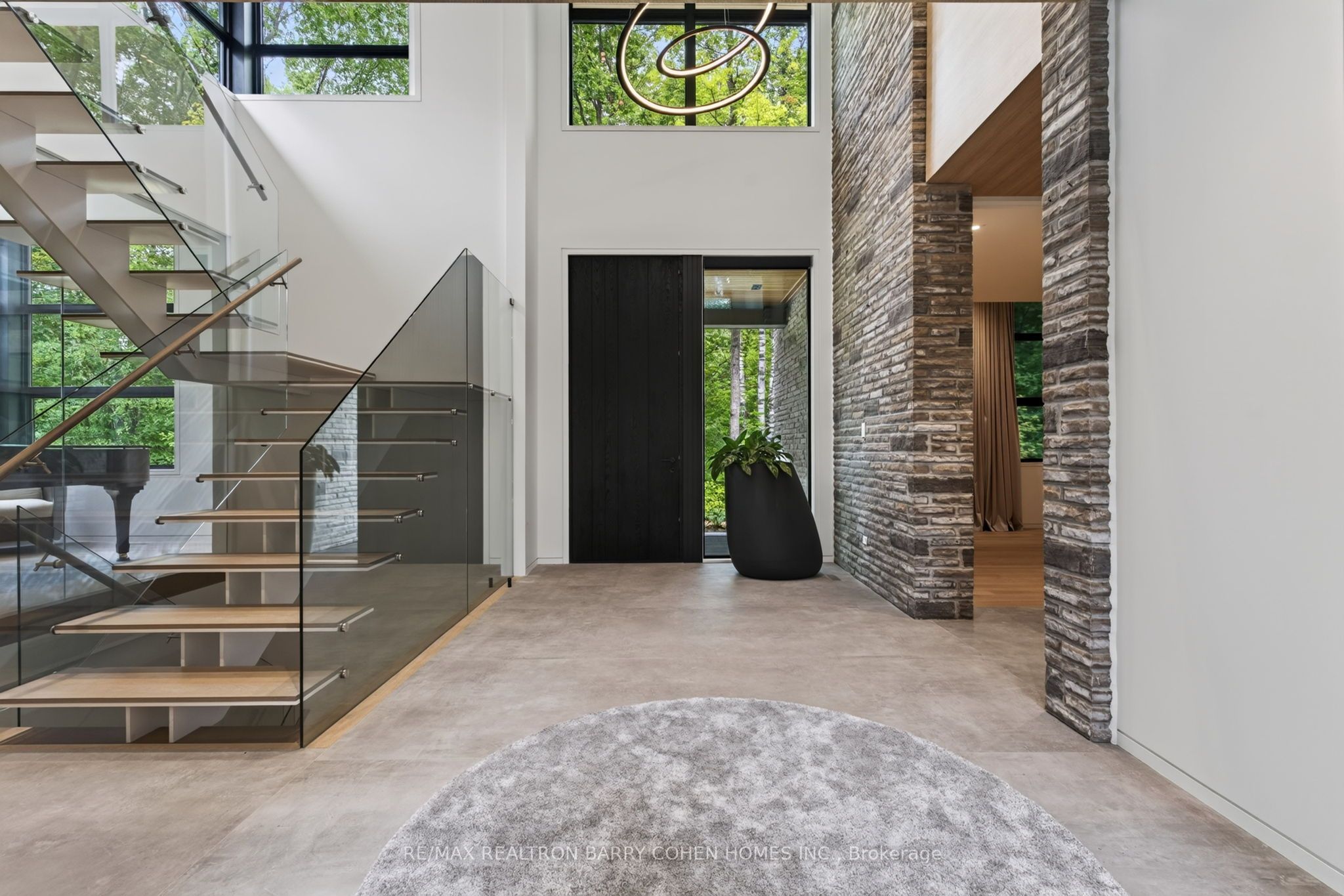 10 Trailwood Crescent