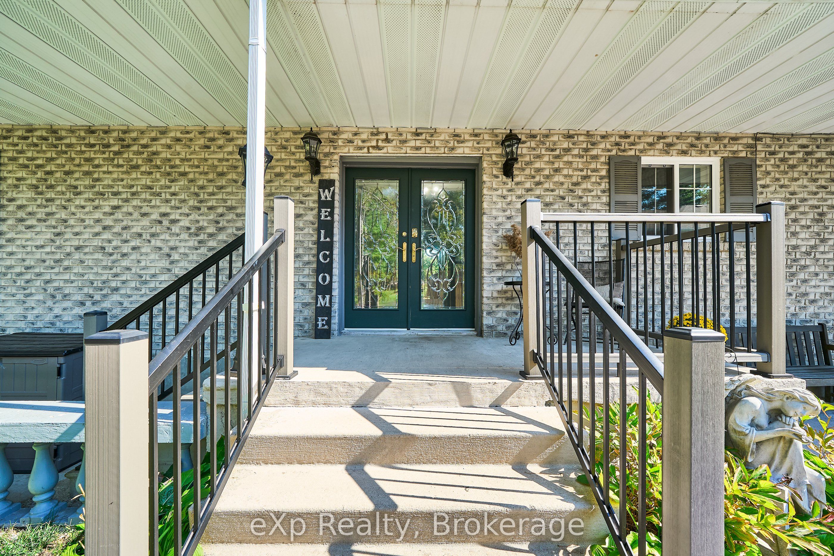 9 Hilda Avenue