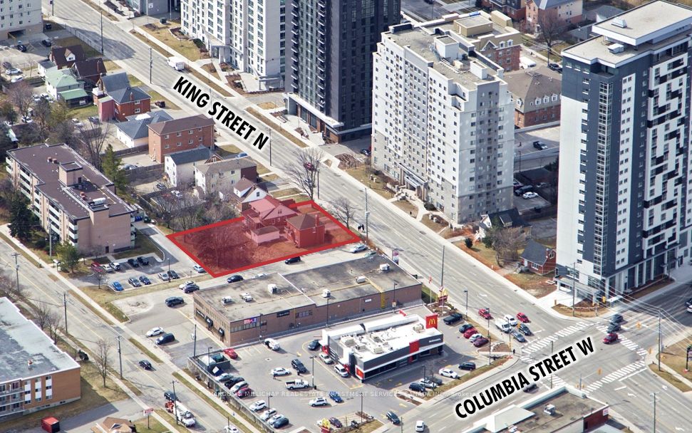 346 King Street N