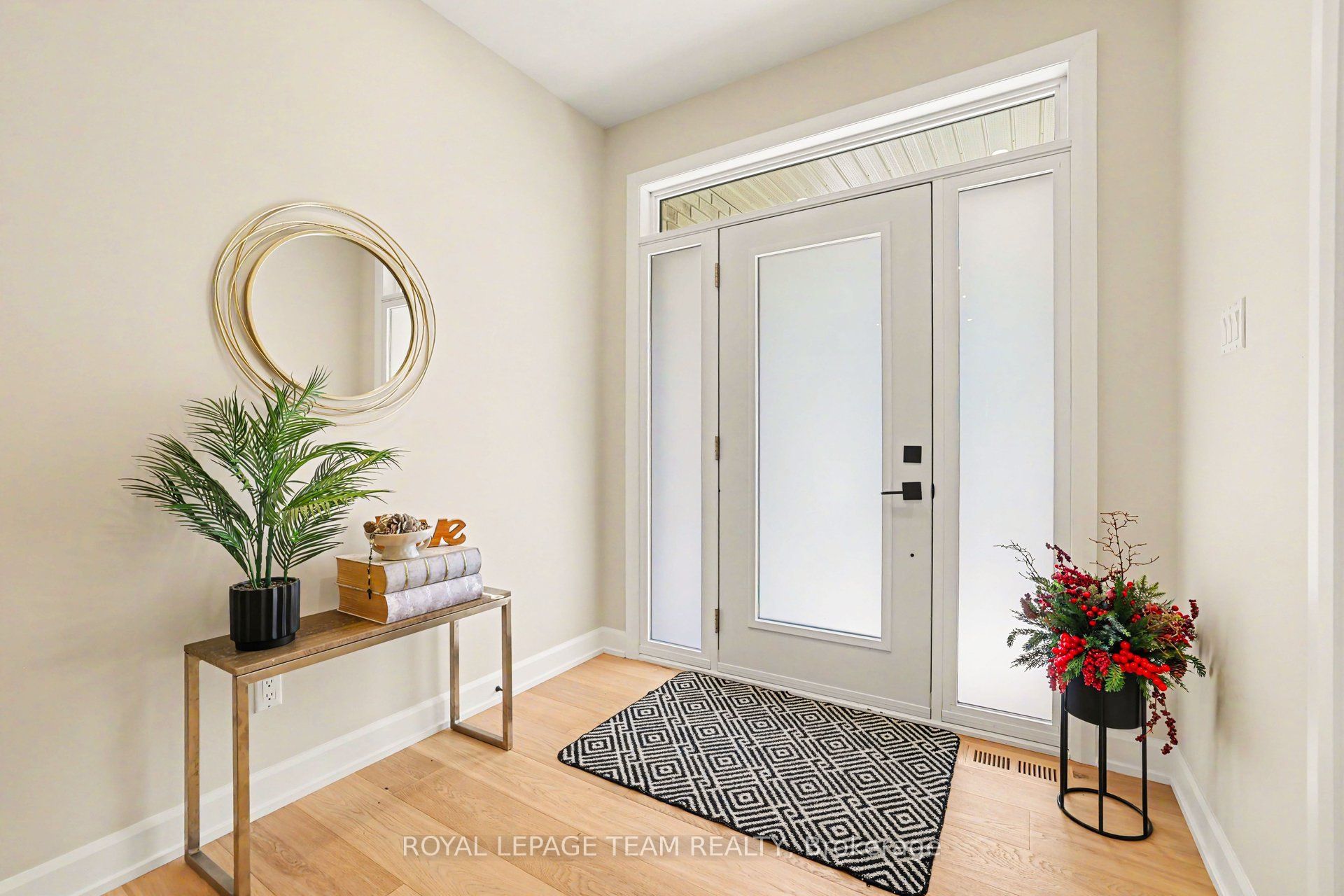 7A King Street N