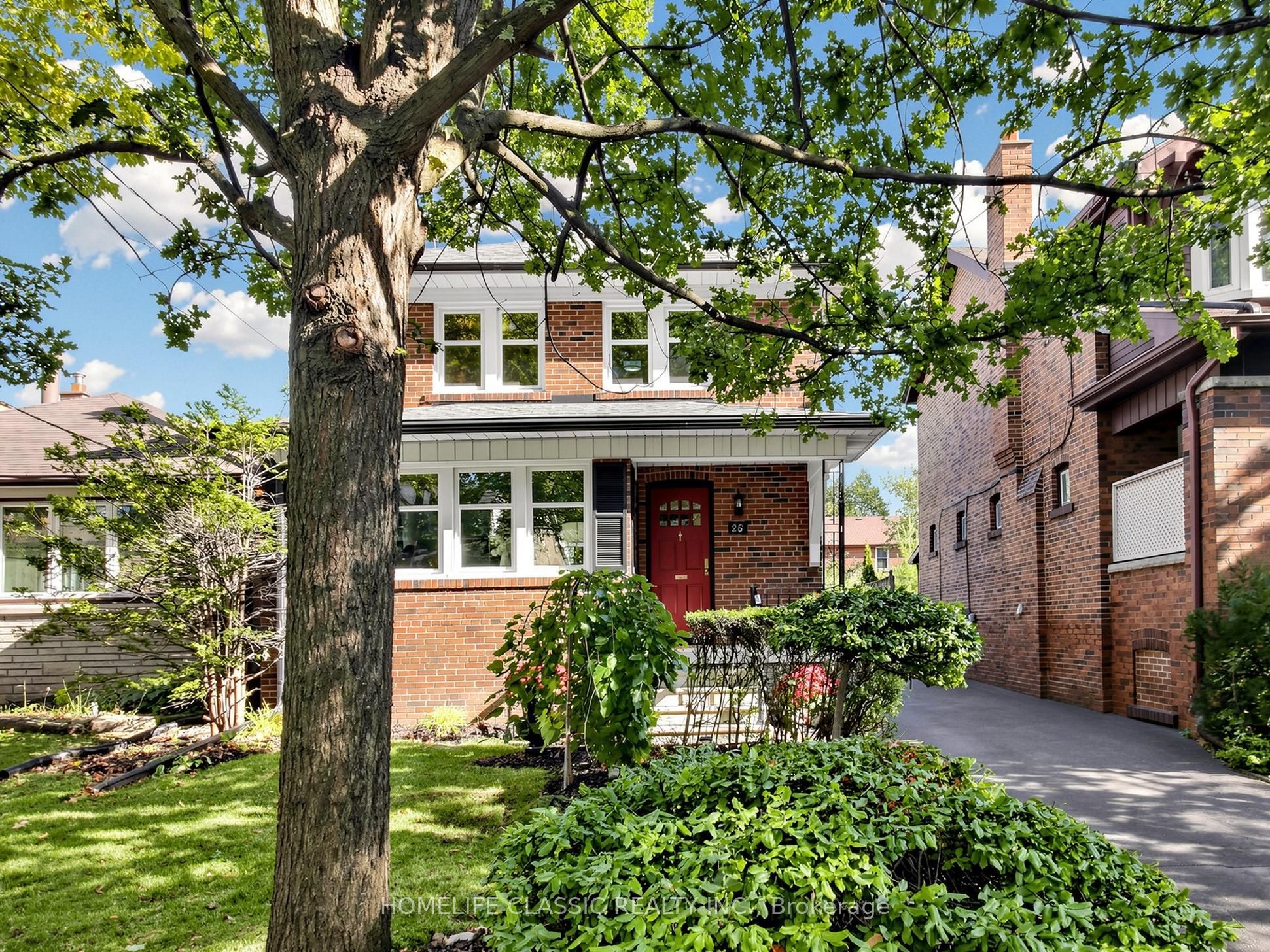 25 Dartmouth Crescent
