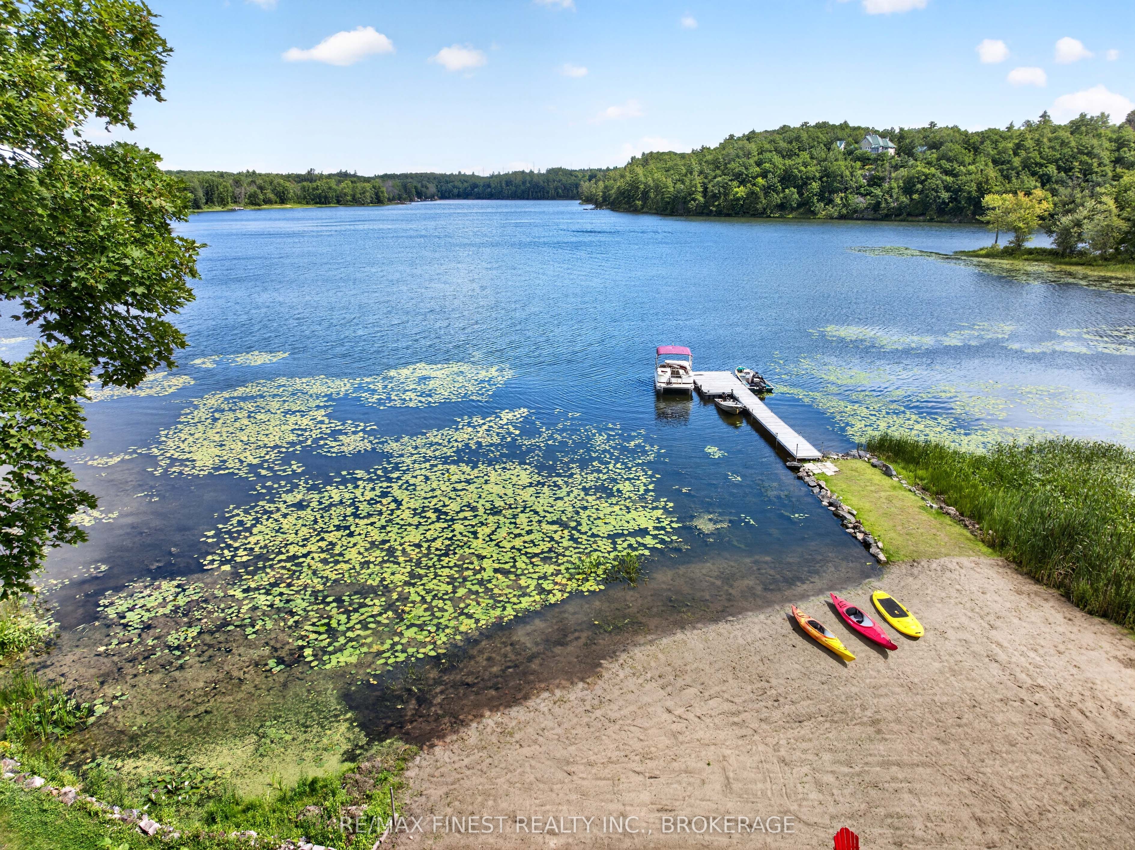 1025 Parsons Point Lane