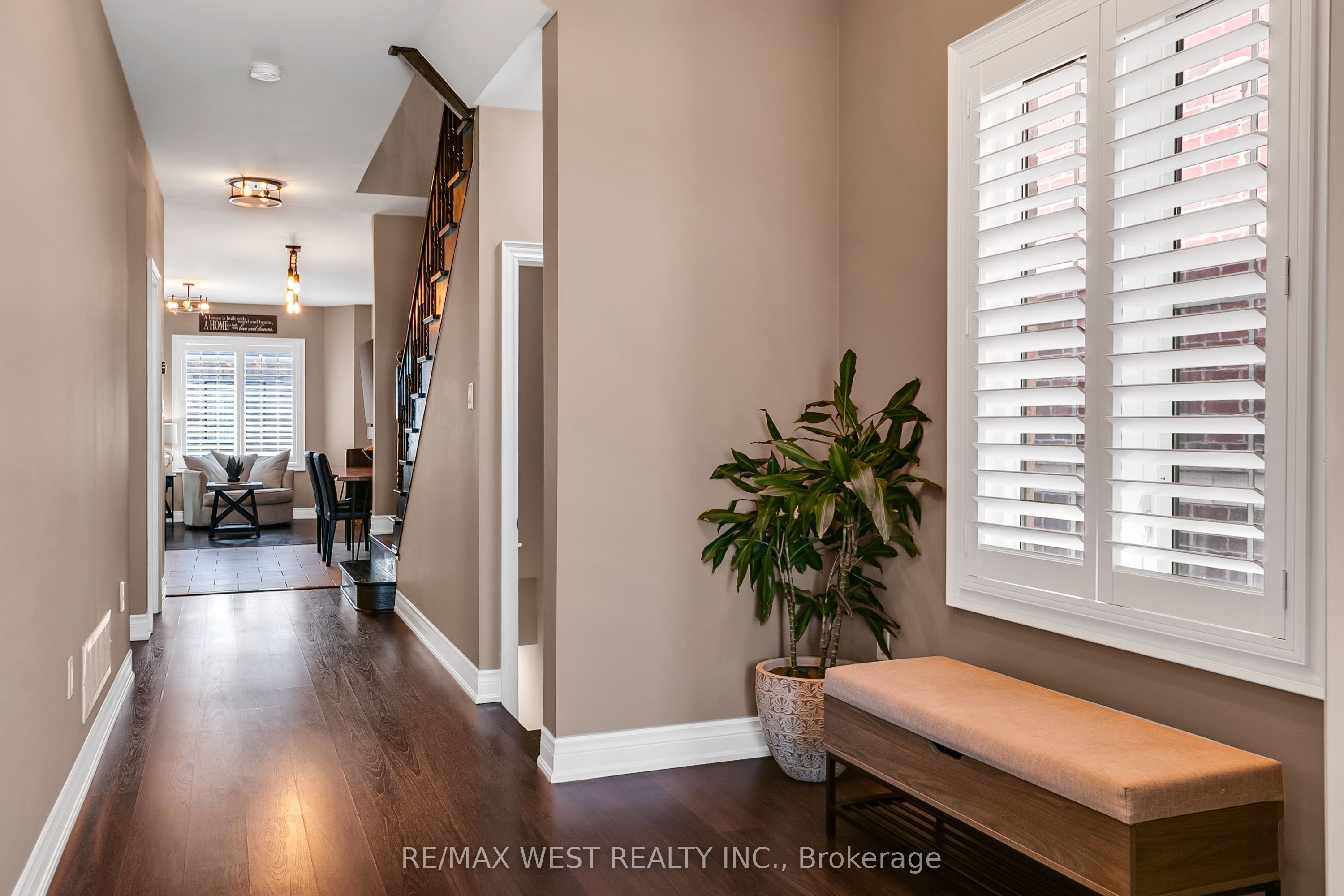 21 Sibella Way