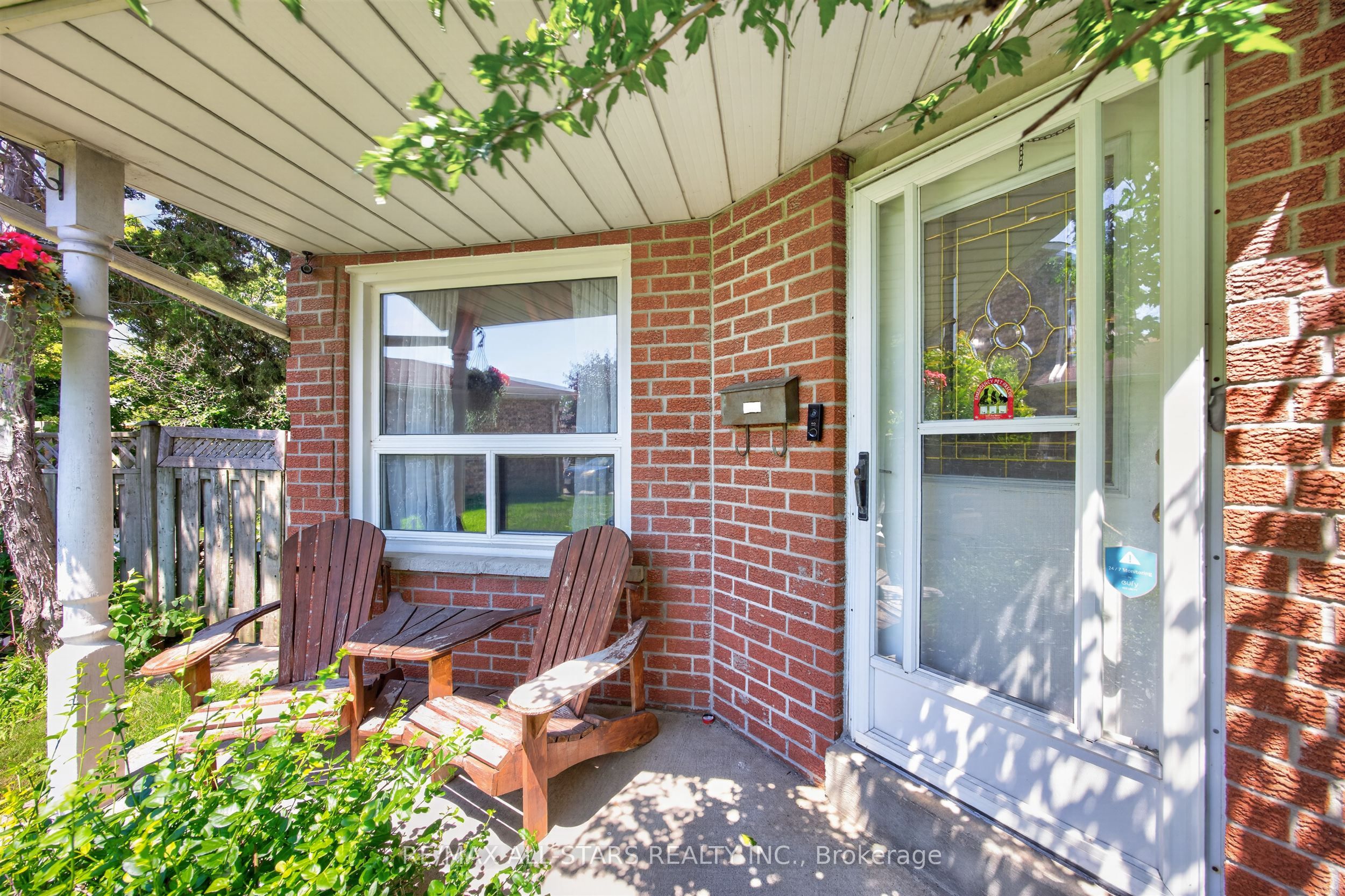68 Patterson Crescent