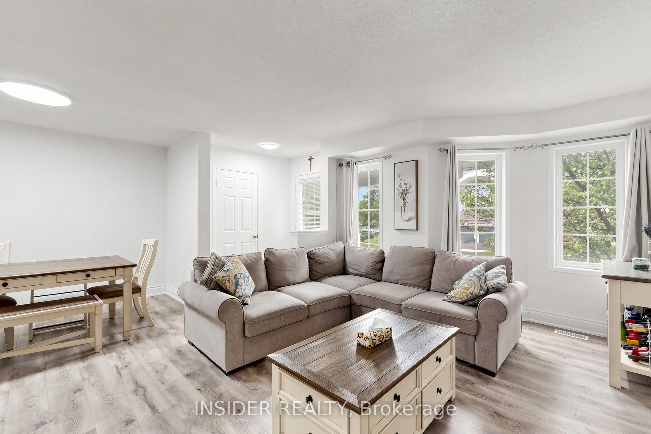 7 Croxall Boulevard