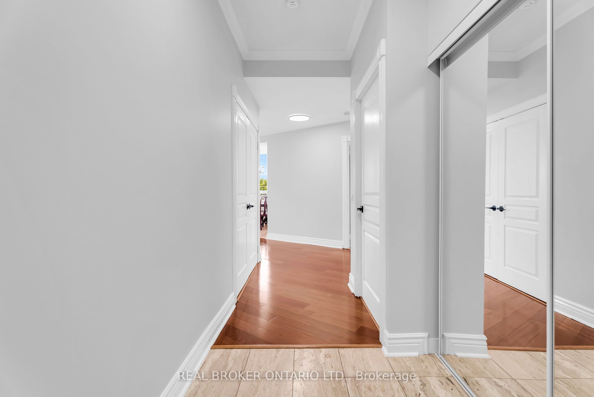1 Belvedere Court 405