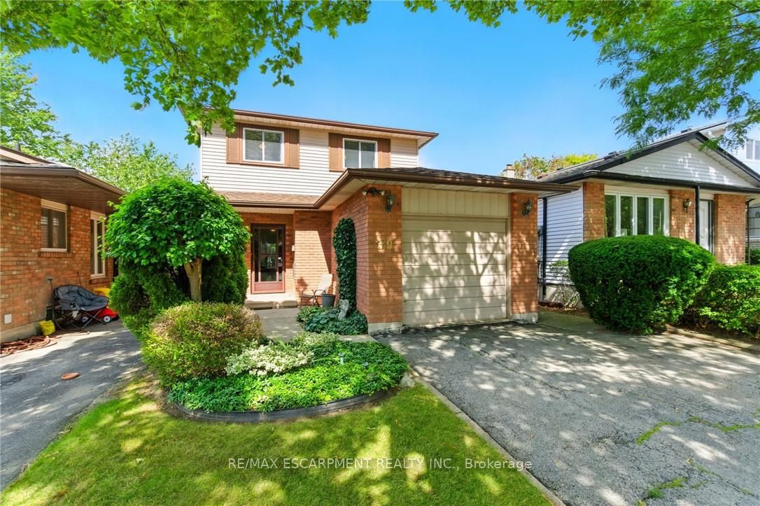 39 Megna Court