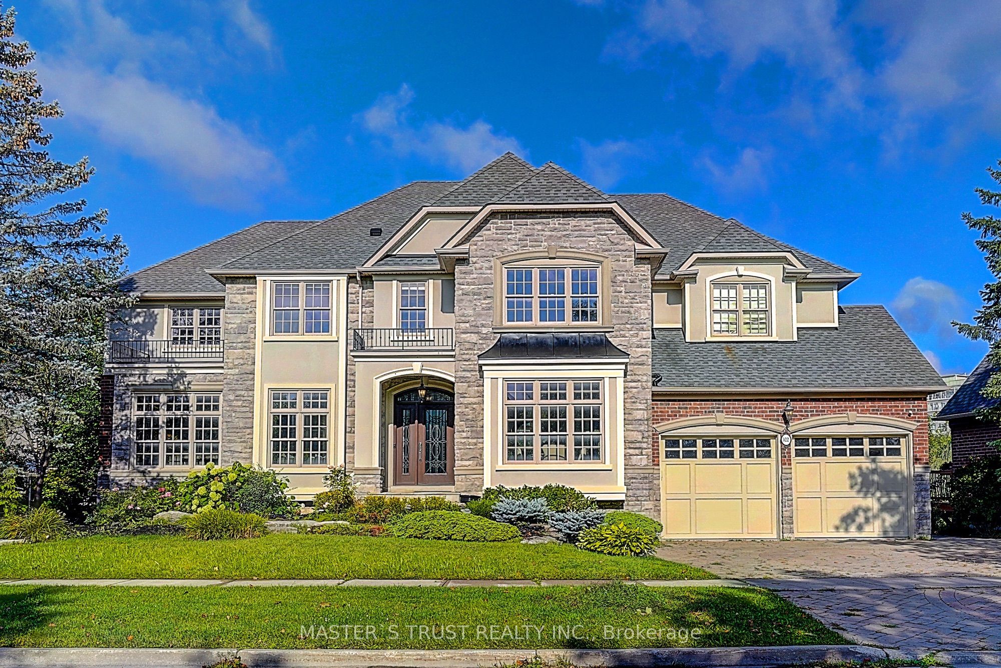 122 Angus Glen Boulevard