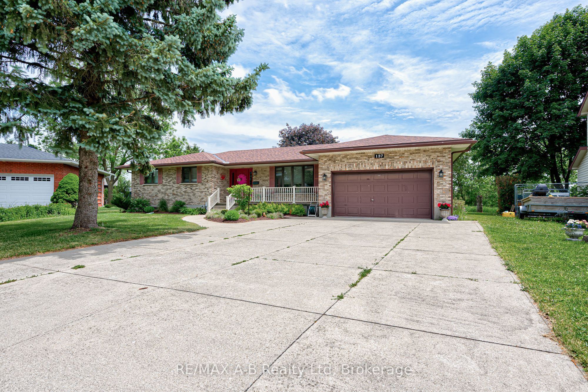 137 Mitchell Court