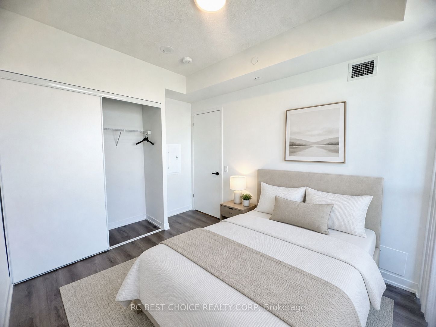225 Commerce Street 5011