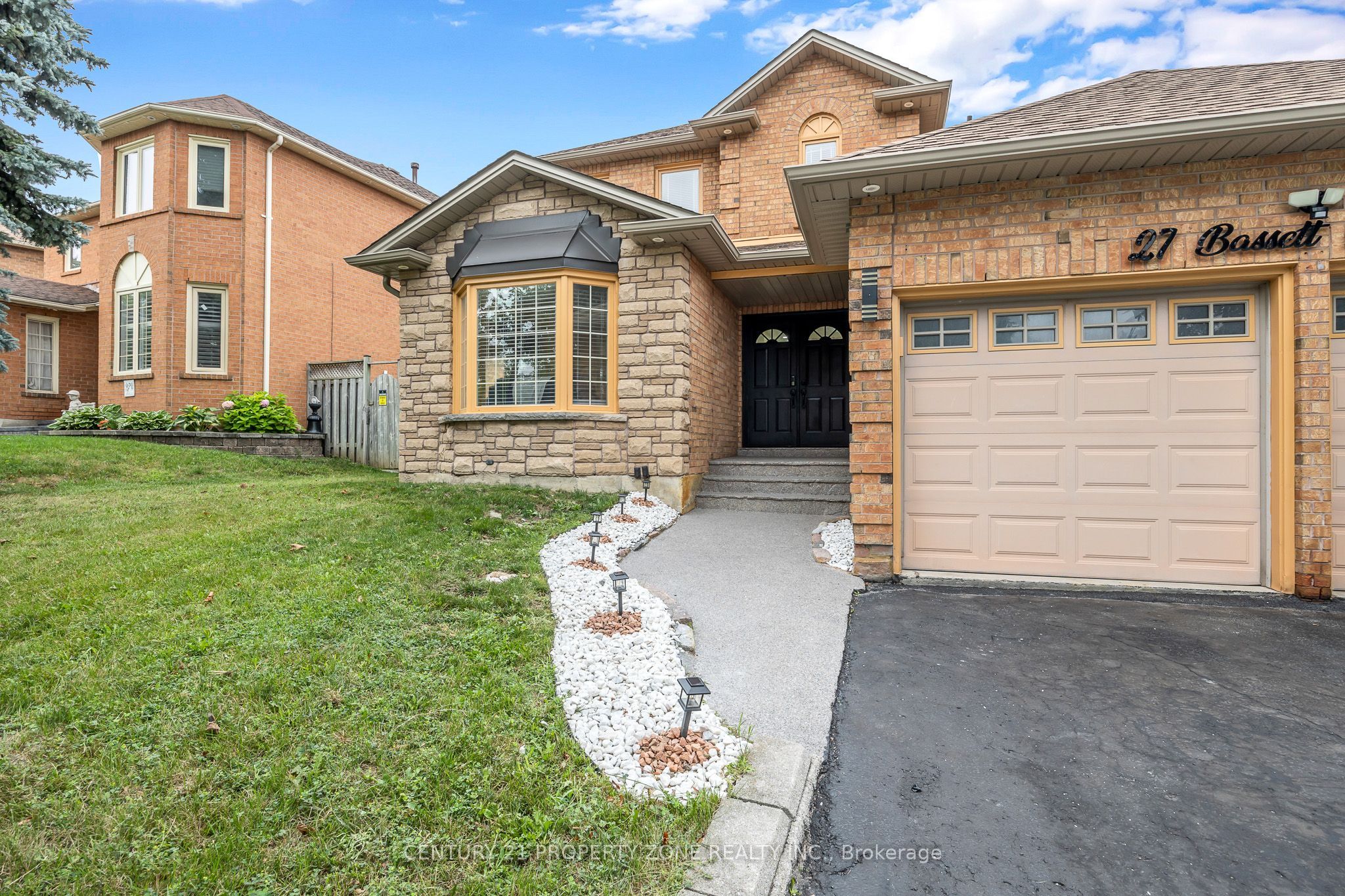 27 Bassett Boulevard