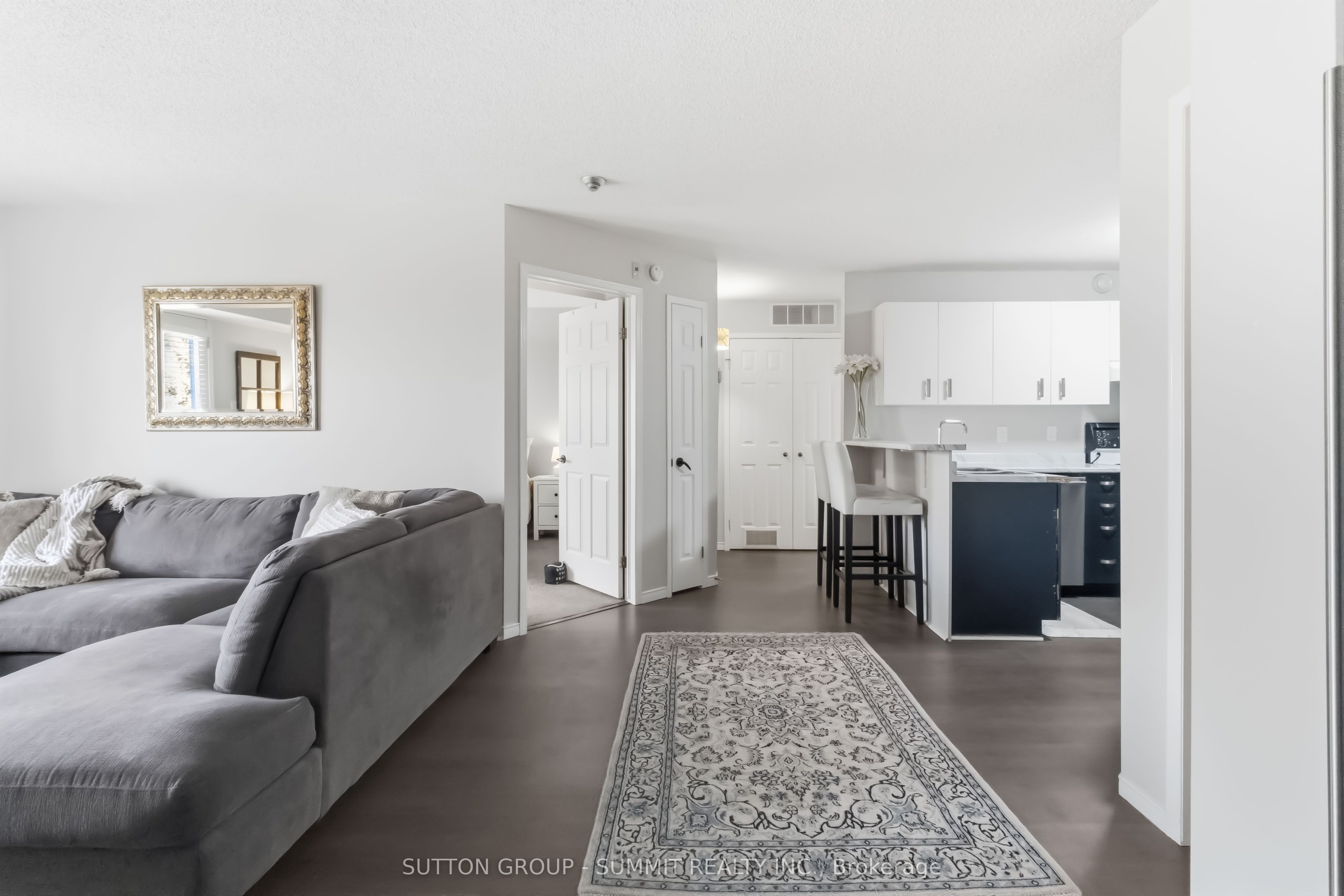 2010 Cleaver Avenue 307