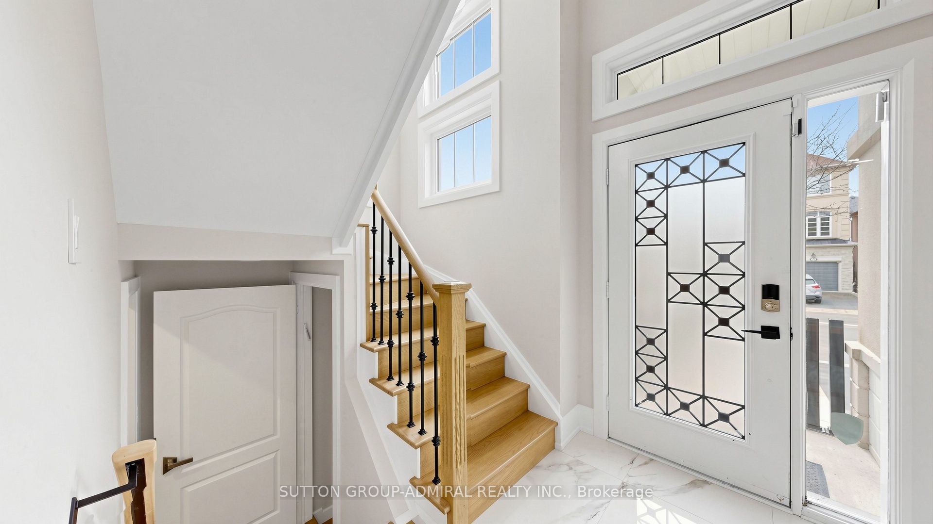 27 Asner Avenue