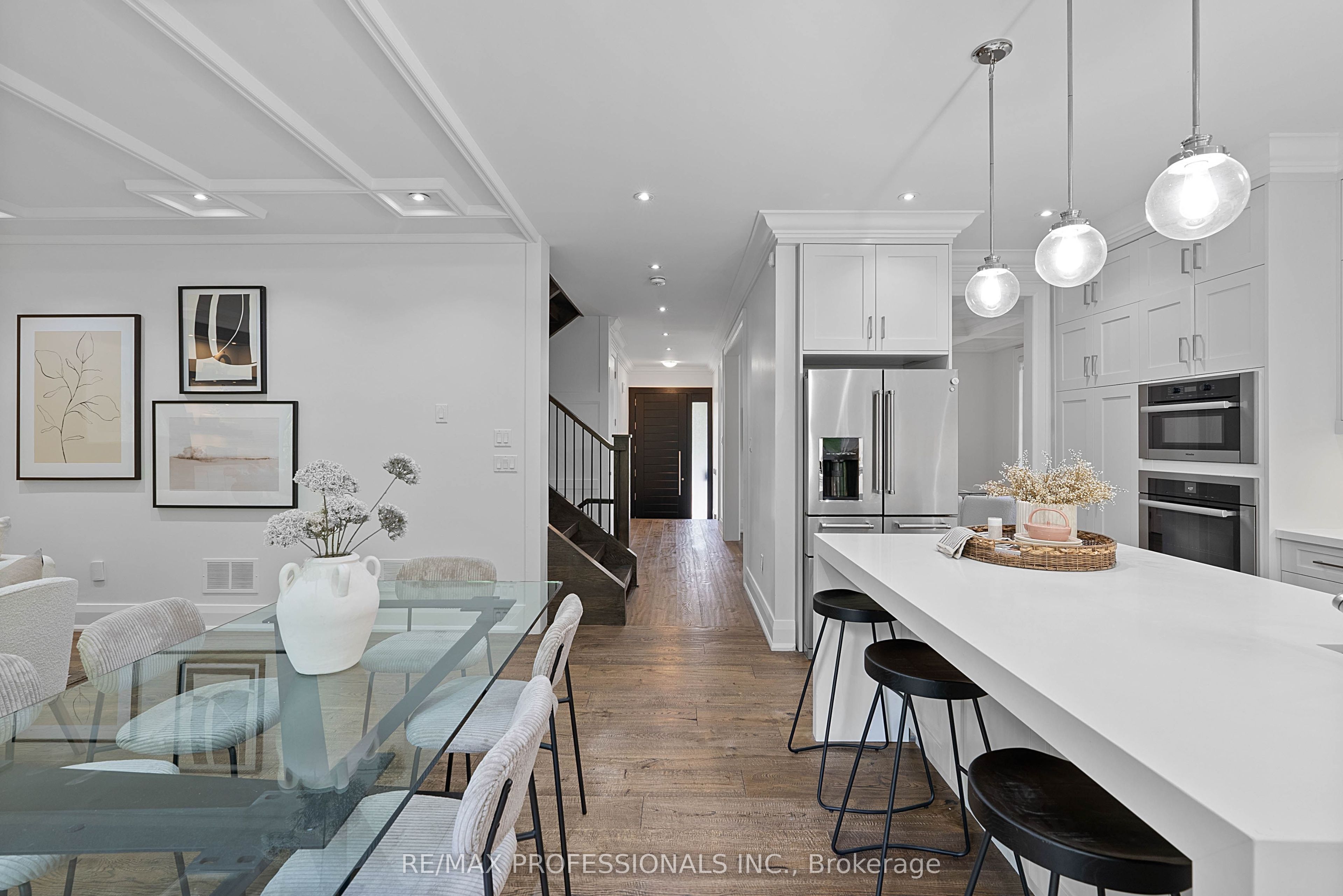 146 Thompson Avenue