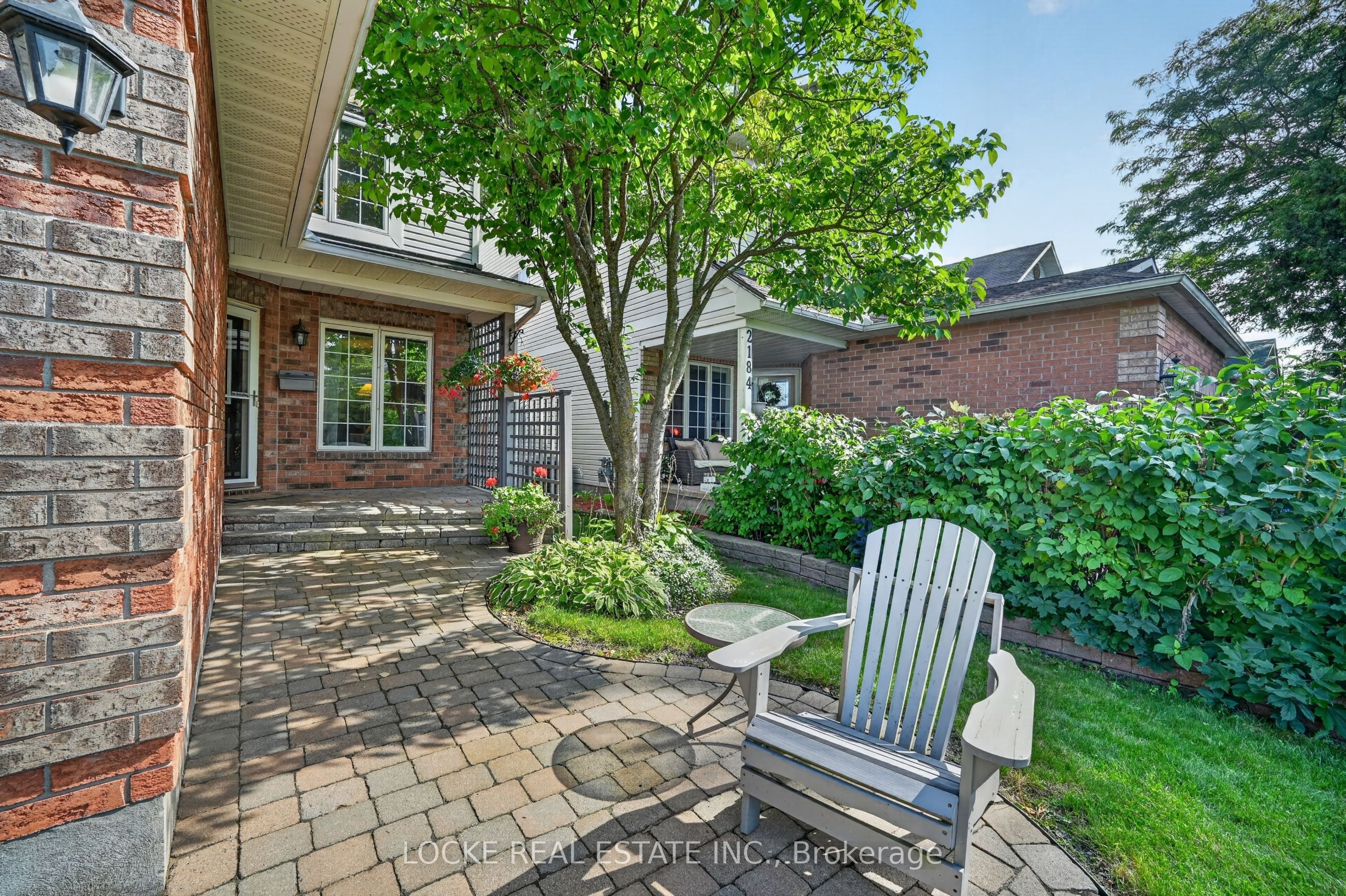 2186 Gardenway Drive