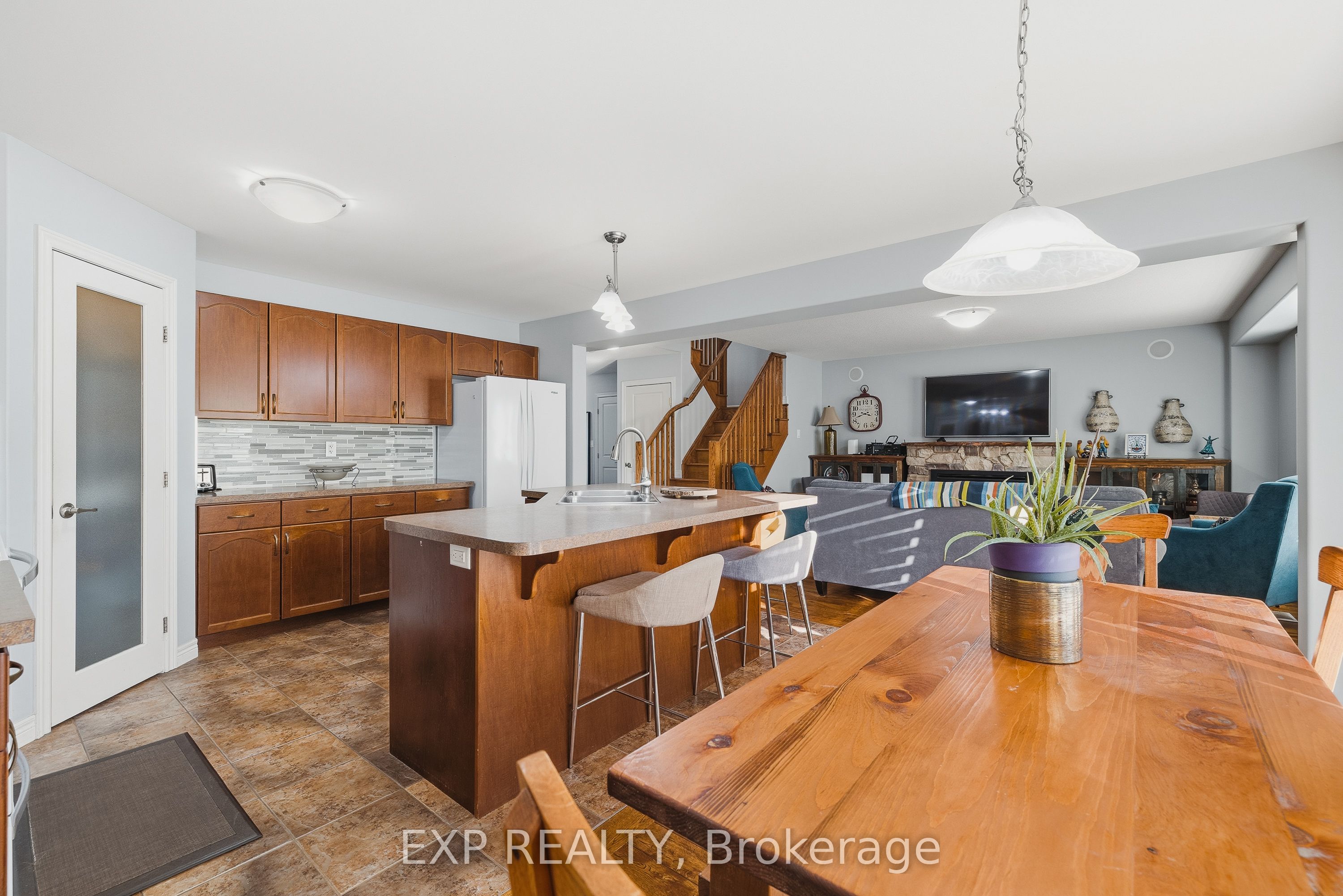 23 Doon Creek Street