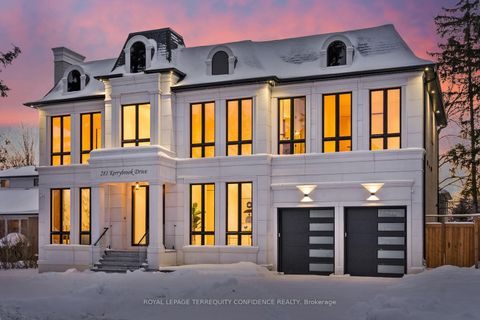 281 Kerrybrook Drive Richmond Hill ON L4C 3R2