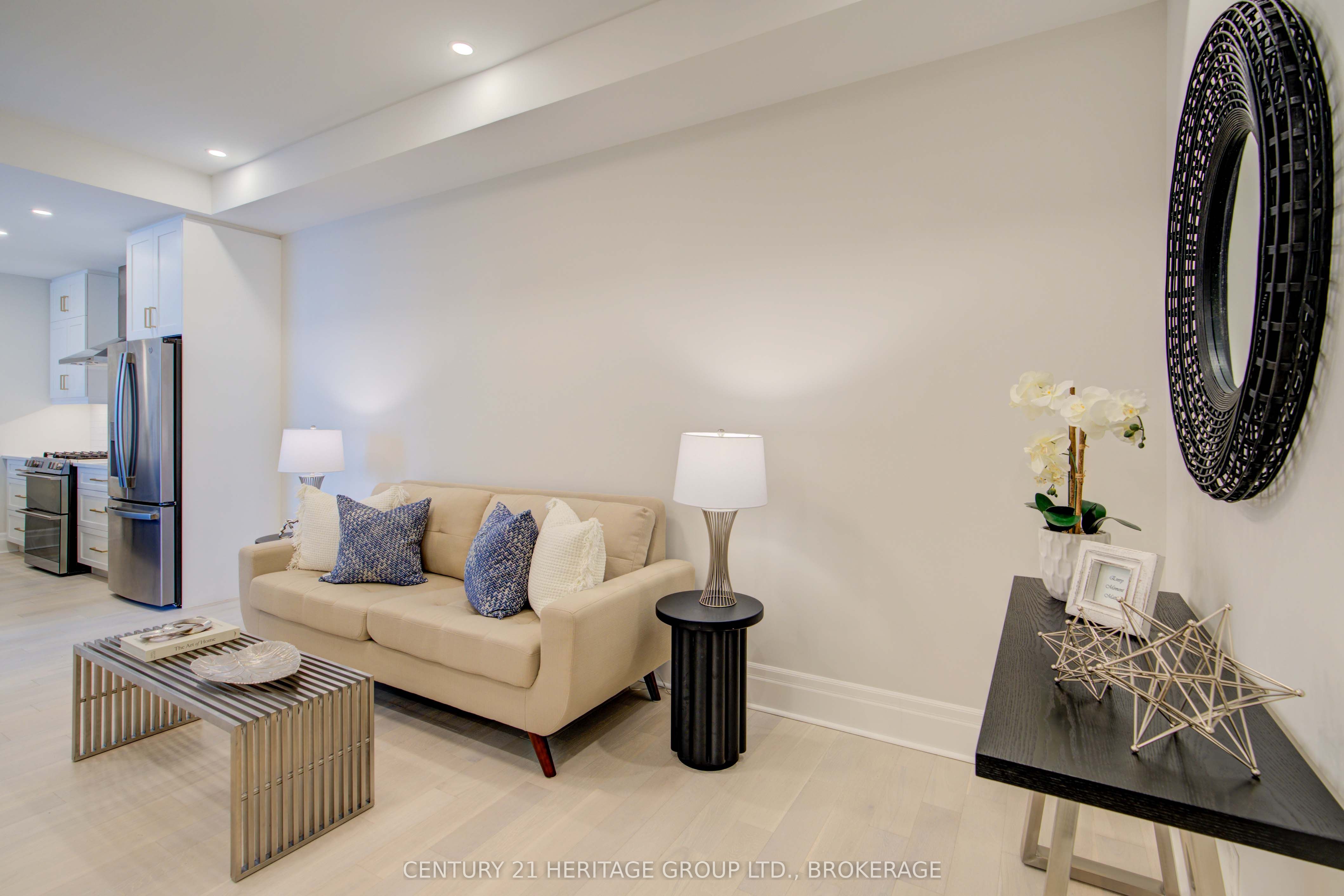 129 South Street 607