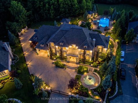 30 Nightfall Court Vaughan ON L0J 1C0